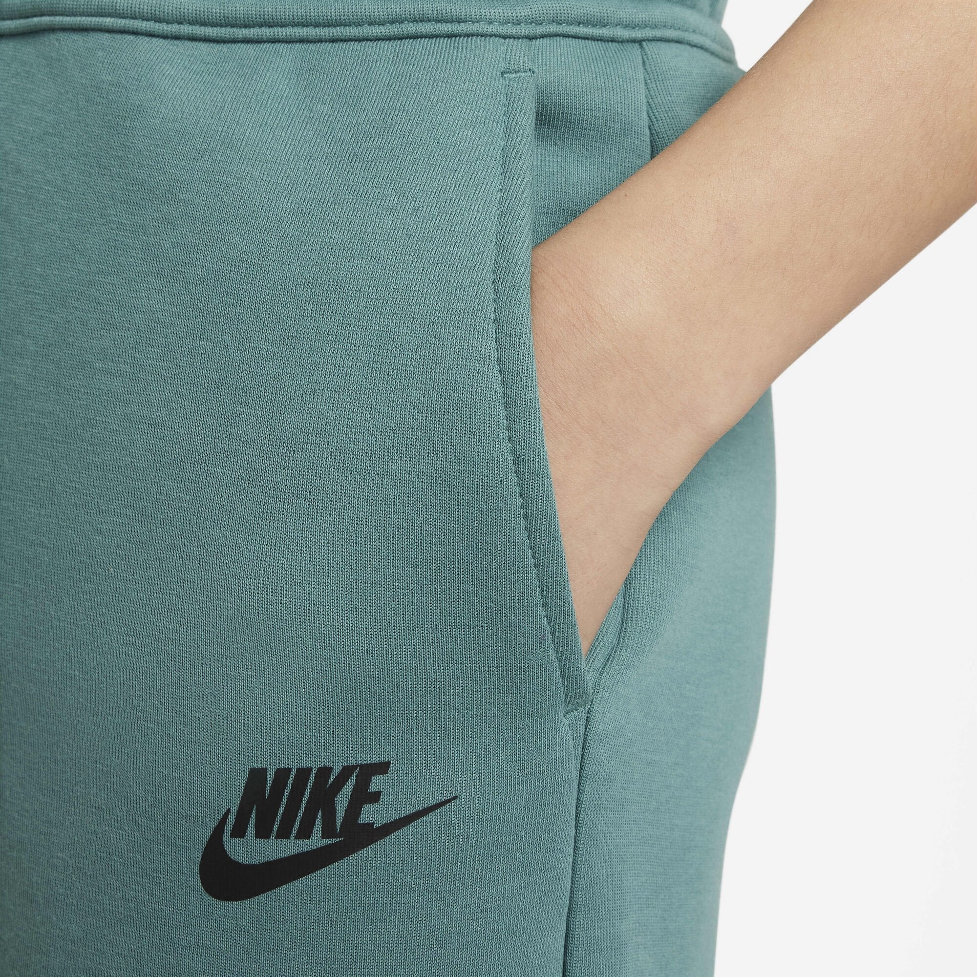 Детски къс панталон Nike Tech Fleece Shorts - Airhouse