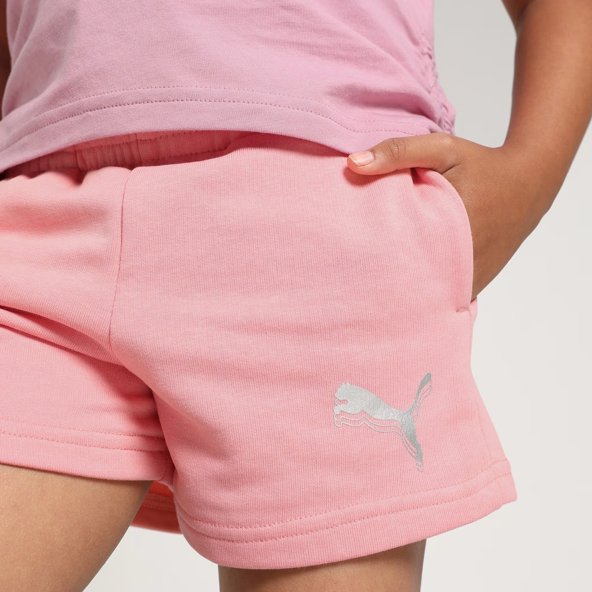 Детски къс панталон Puma ESS Metallic Shorts - Airhouse