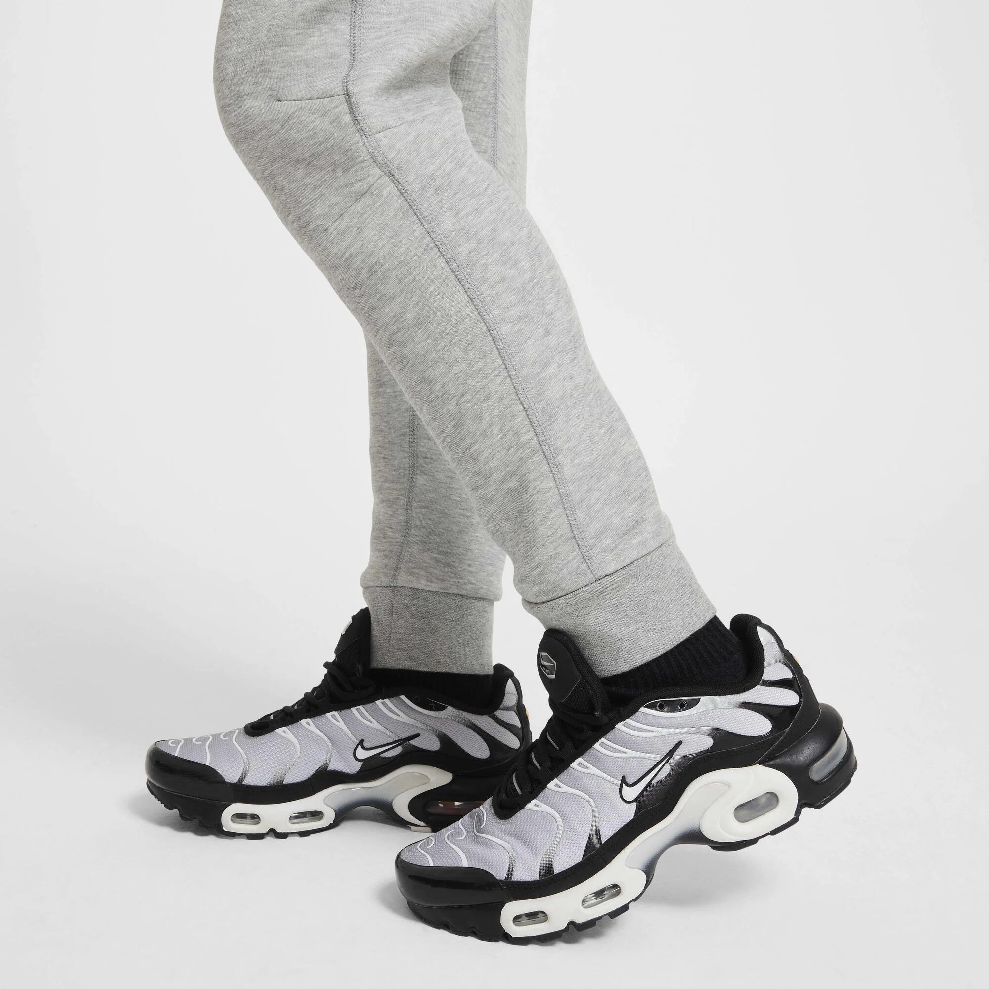 Детски панталон Nike F.C. Barcelona Tech Fleece Pants - Airhouse