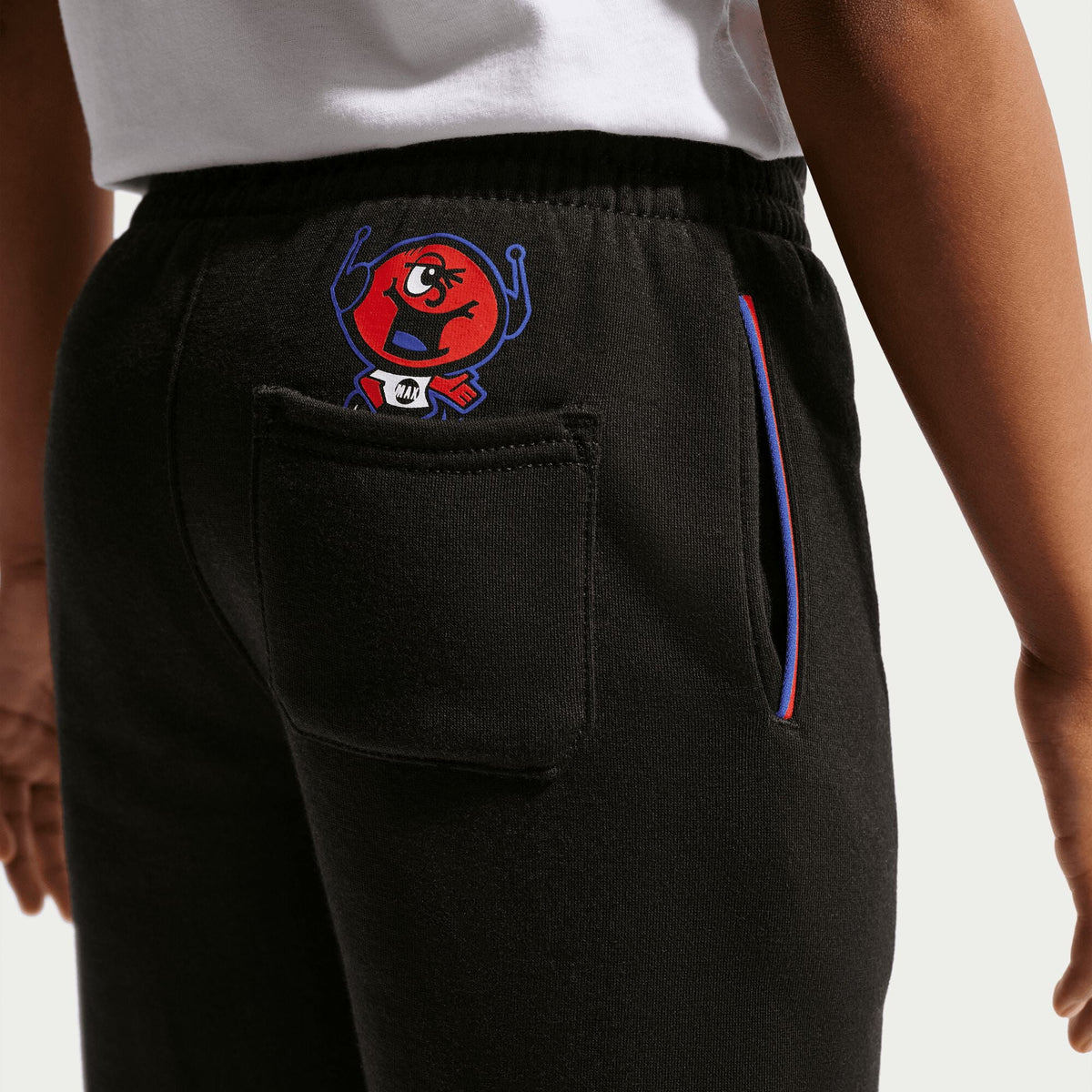 Детски панталон Nike Sportswear Brand Ambassador Fleece Pants - 86P200-023 отзад