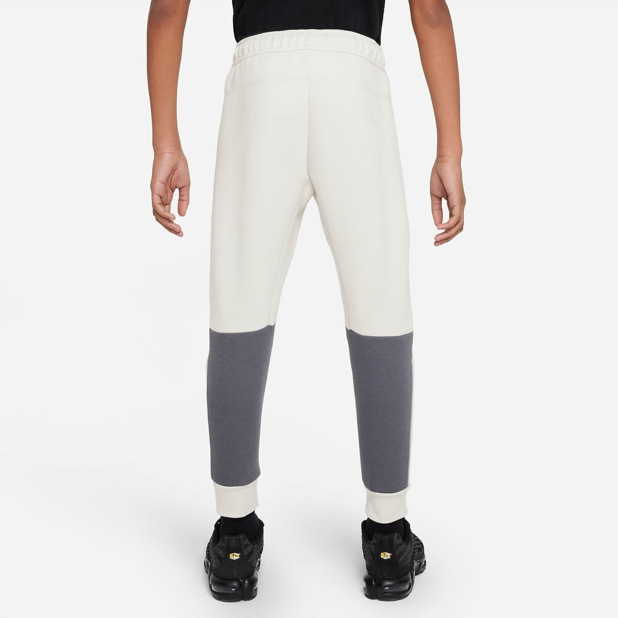 Детски панталон Nike Sportswear Tech Fleece Trousers - Airhouse