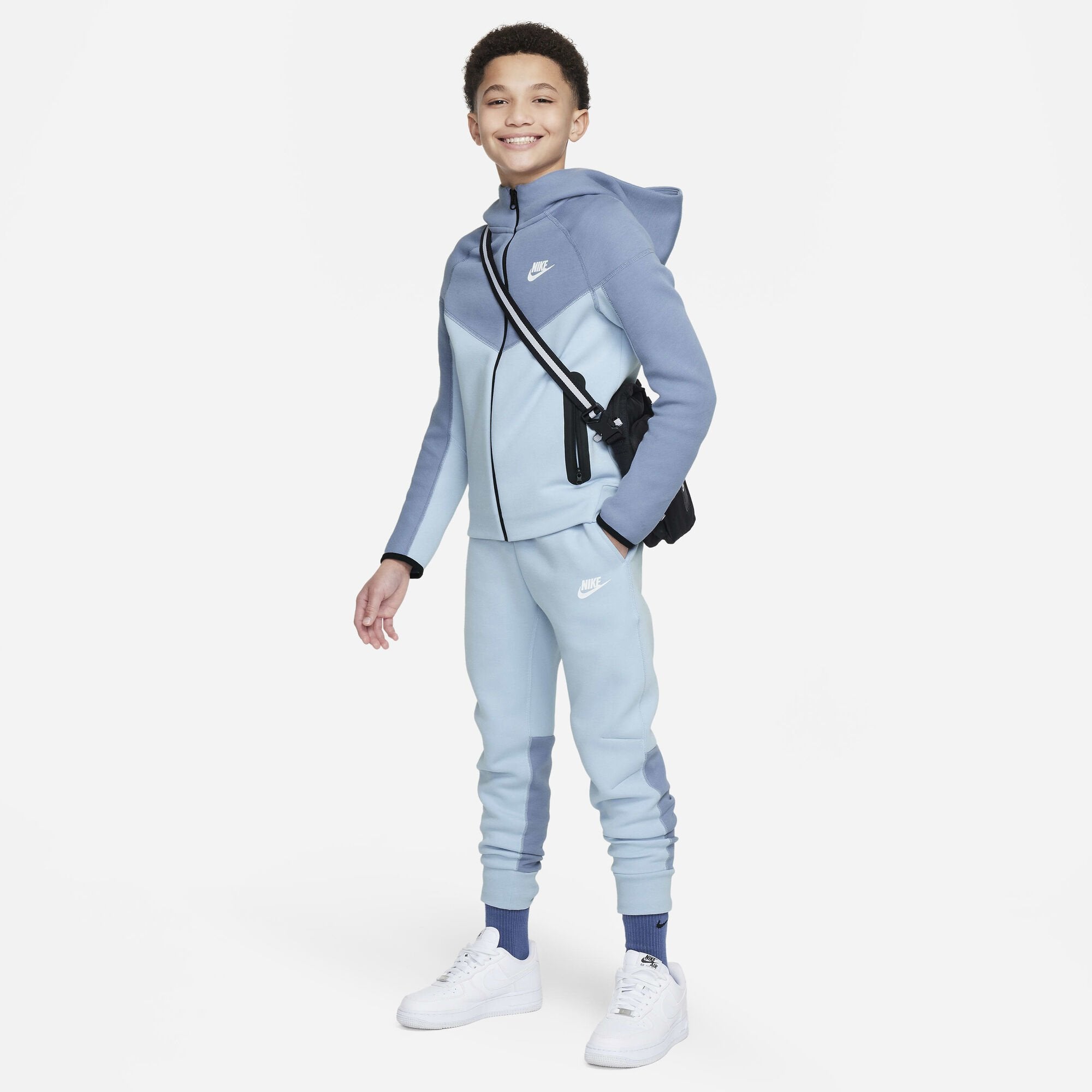 Детски панталон Nike Sportswear Tech Fleece Trousers - Airhouse