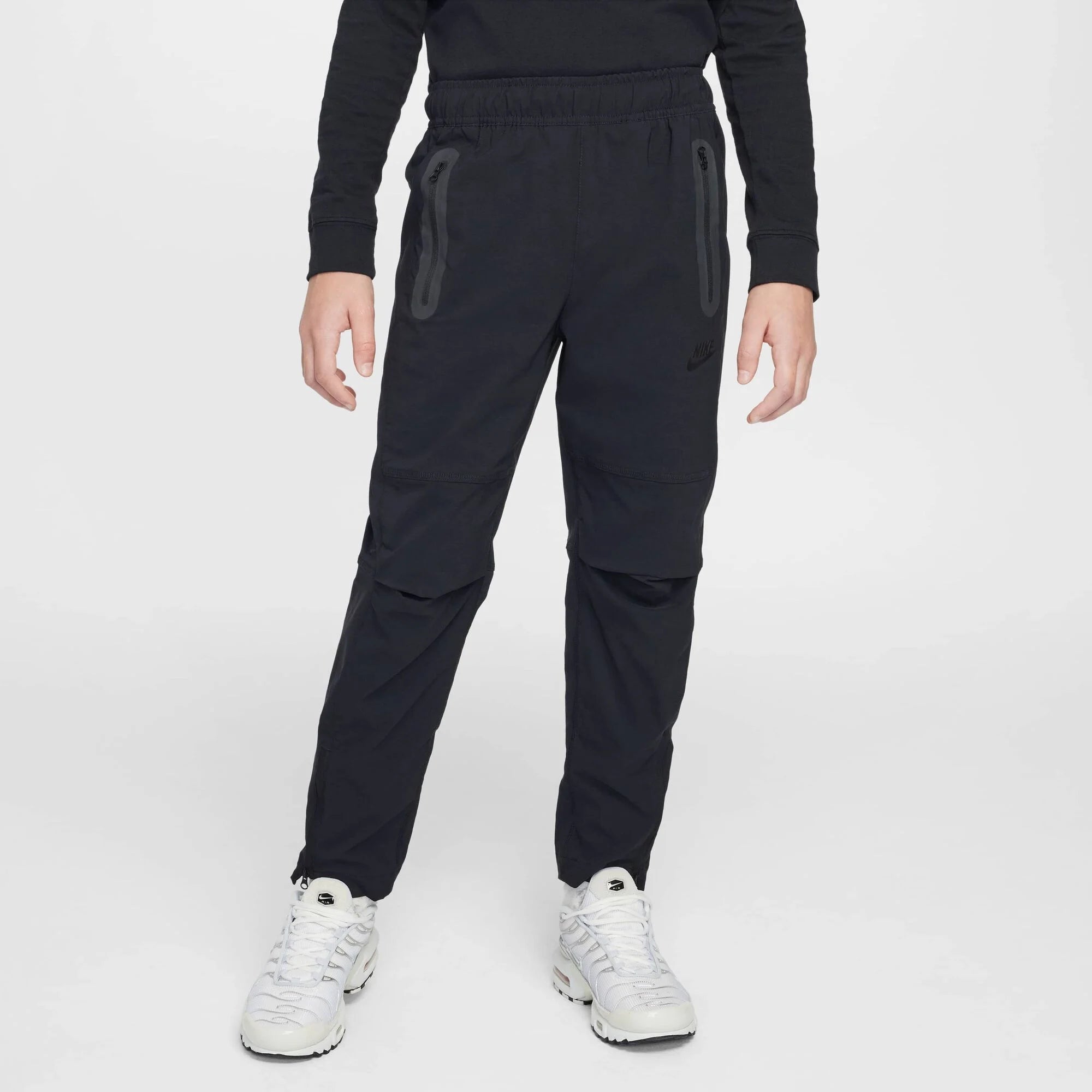 Детски панталон Nike Tech Woven Trousers - Airhouse