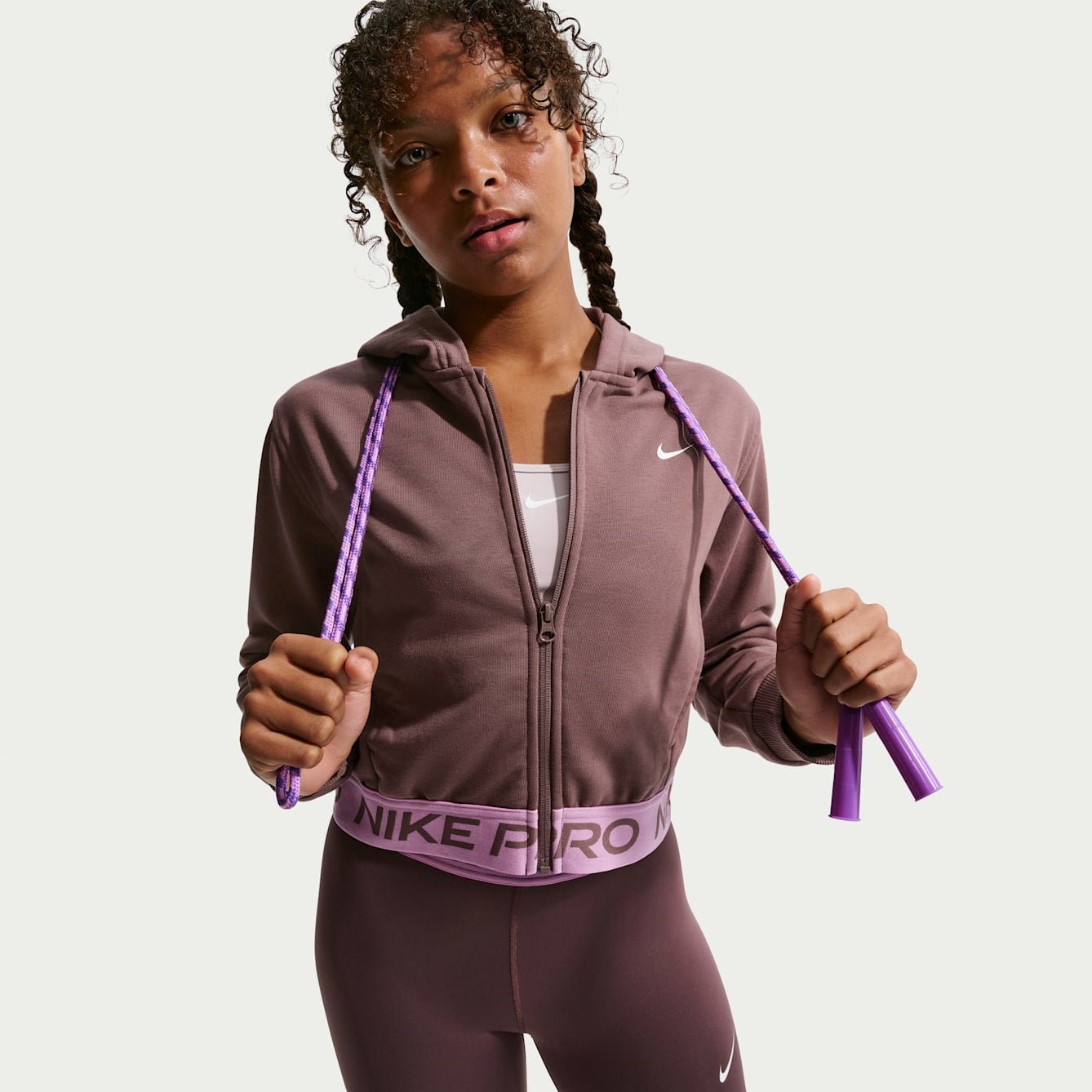 Детско худи Nike Pro Fleece Older Kids' (Girls') Dri-FIT Full-Zip Hoodie HQ9312-502 отпред