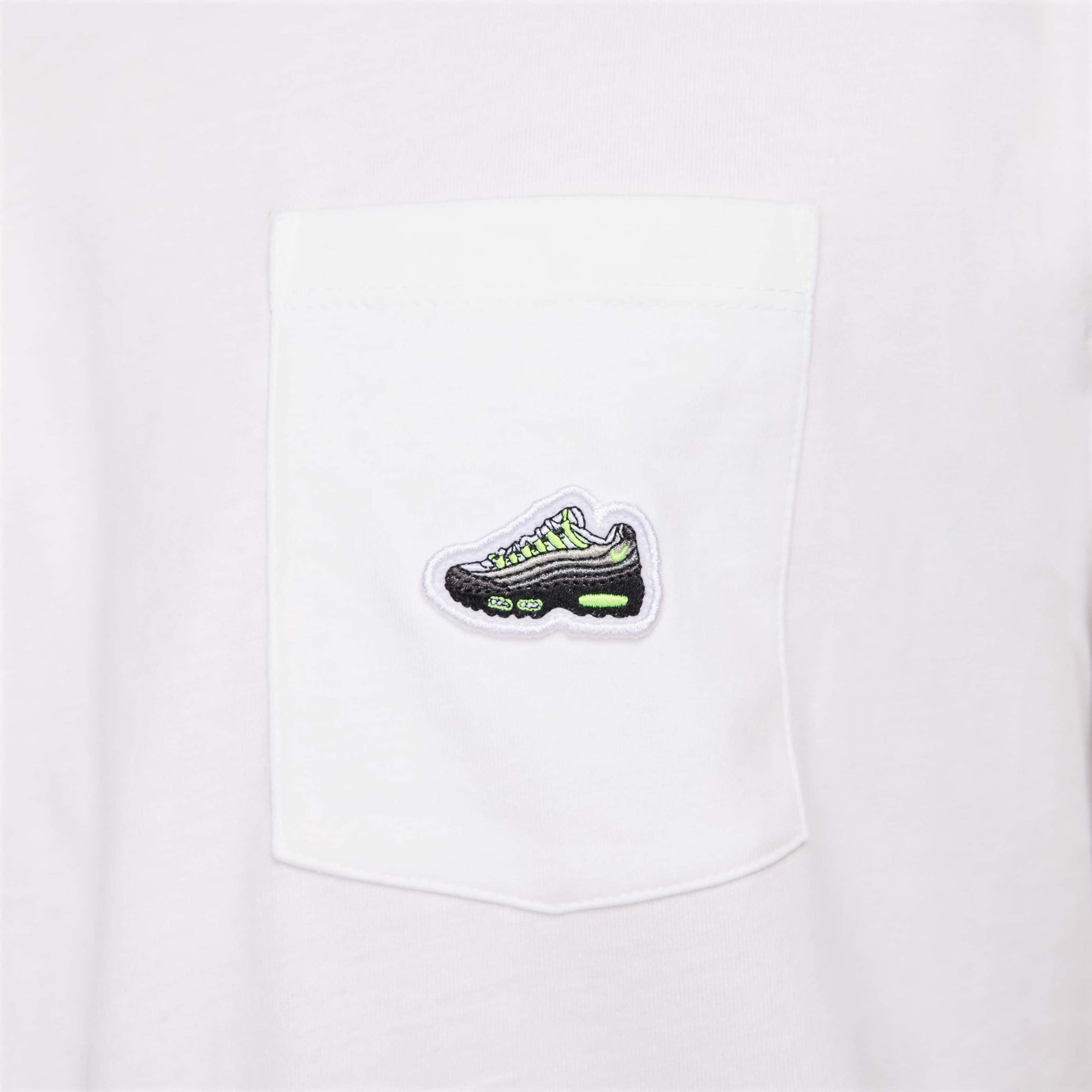 Мъжка тениска Nike Tee Max90 SNKR Patch PKT - Airhouse