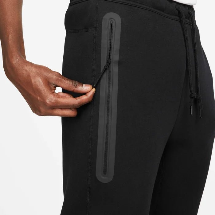 Мъжки джогър Nike NSW Tech Fleece Joggers - Airhouse