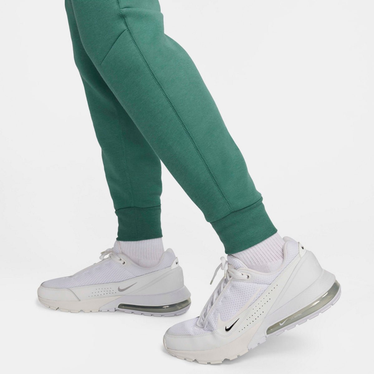 Мъжки джогър Nike NSW Tech Fleece Joggers - Airhouse