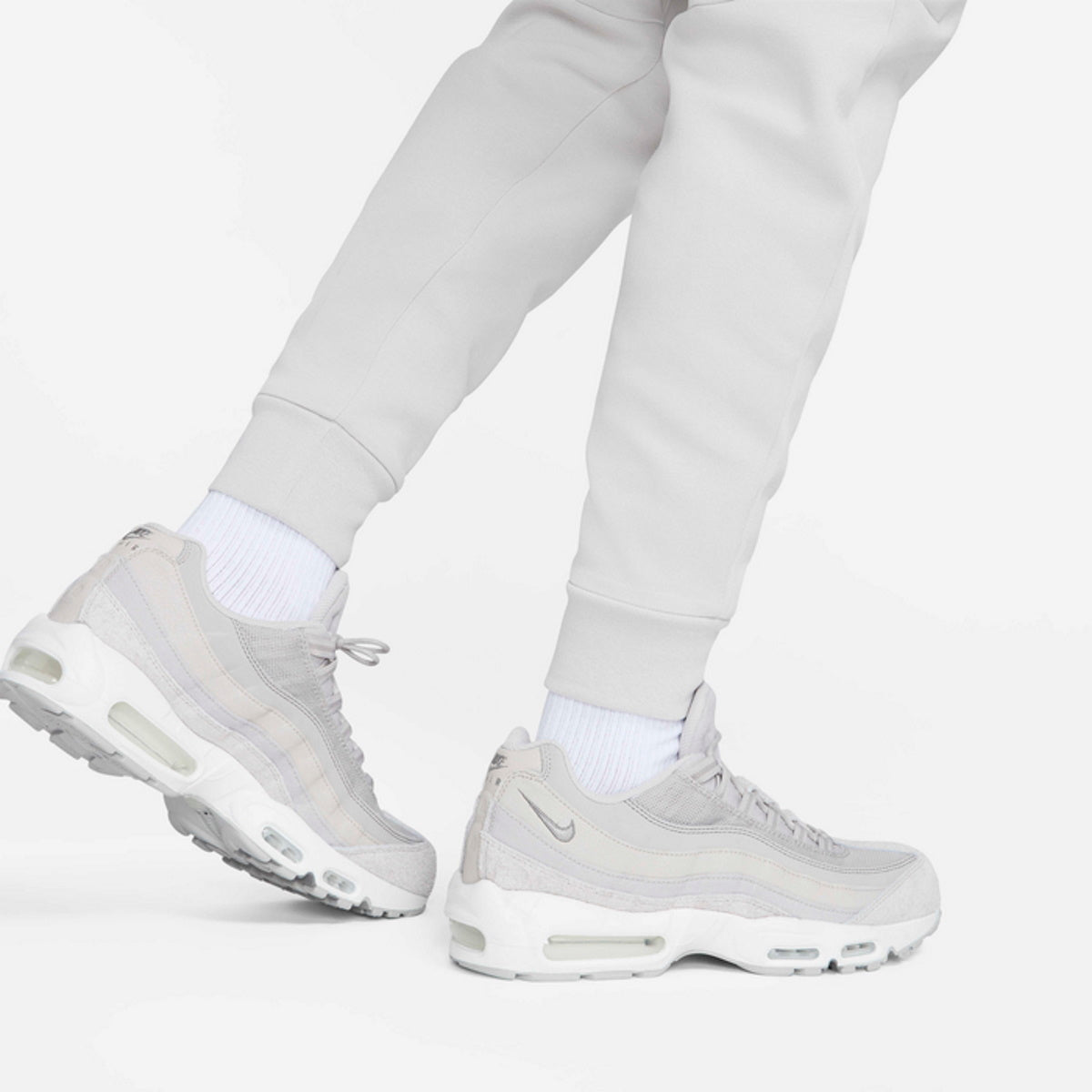 Мъжки джогър Nike Tech Fleece Jogger - Airhouse