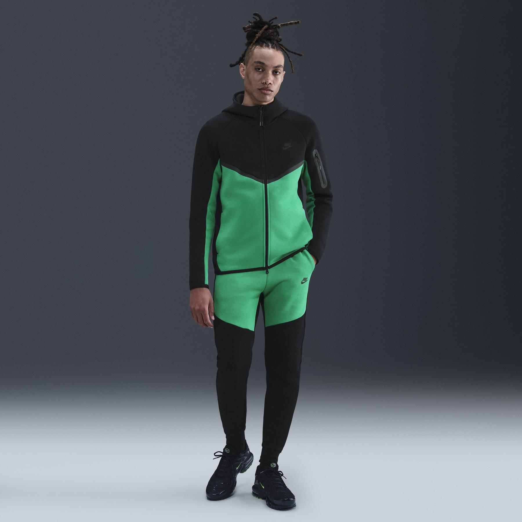 Мъжки джогър Nike Tech Fleece Joggers - Airhouse