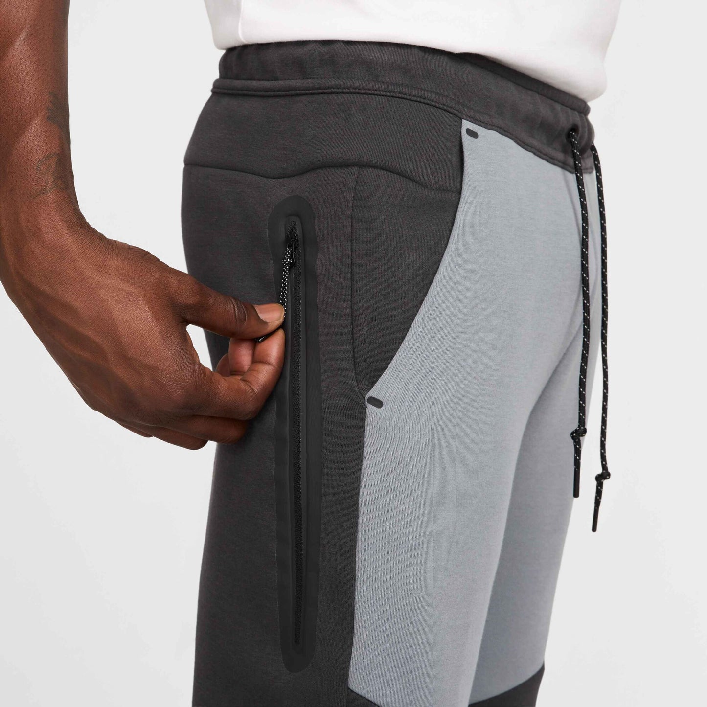 Мъжки джогър Nike Tech Fleece Joggers - Airhouse