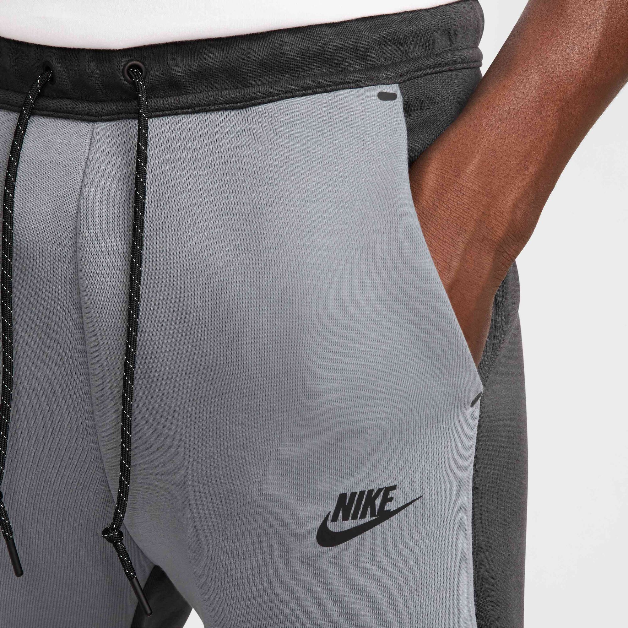 Мъжки джогър Nike Tech Fleece Joggers - Airhouse