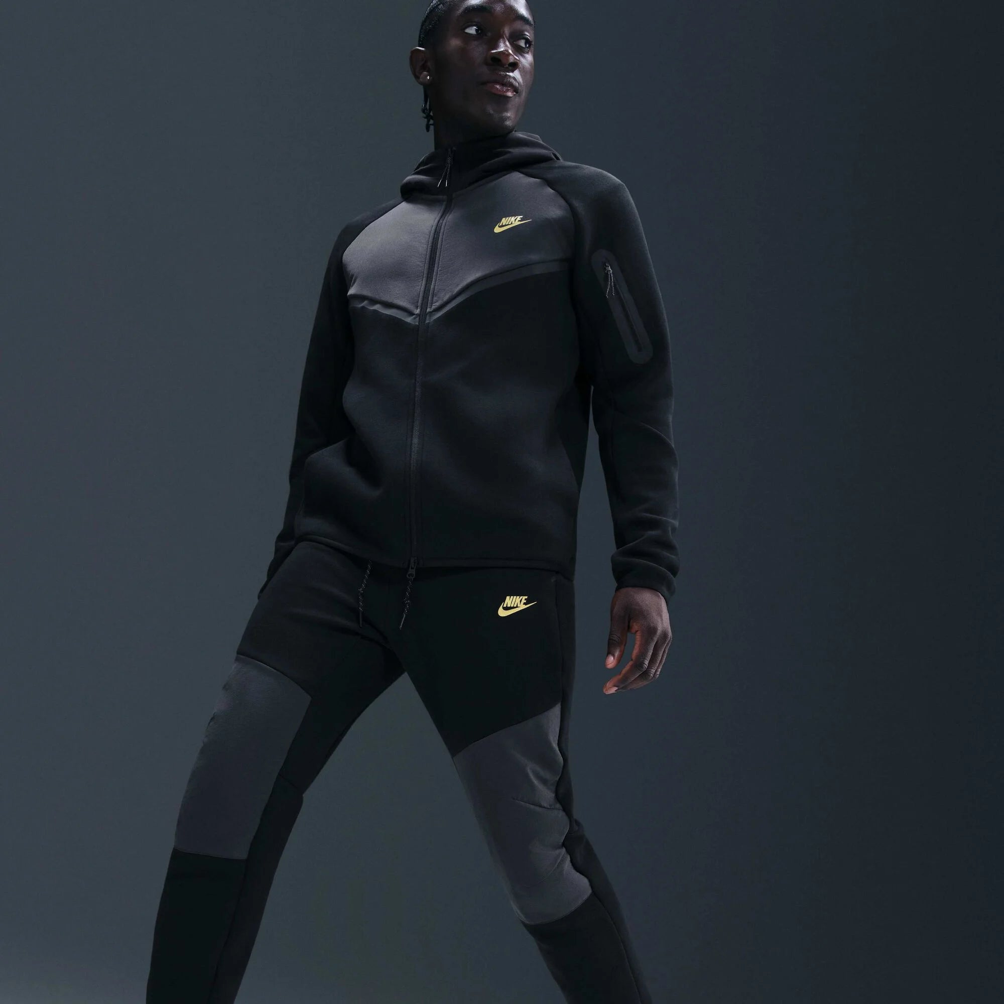 Мъжки джогър Nike Tech Fleece Joggers - Airhouse
