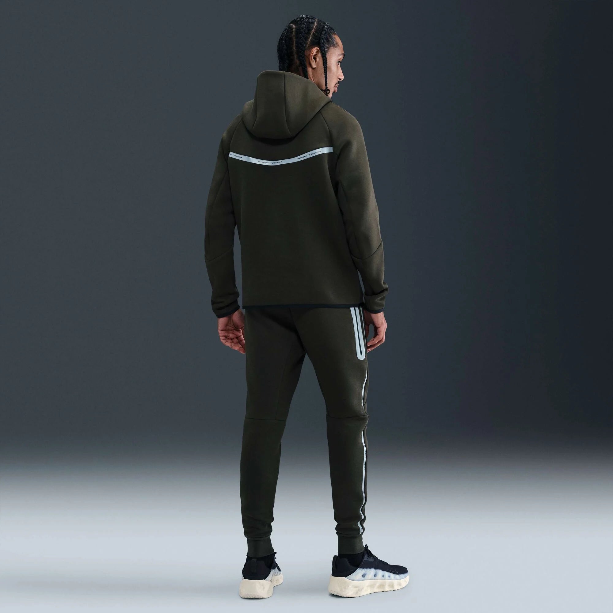 Мъжки джогър Nike Tech Fleece Joggers - Airhouse