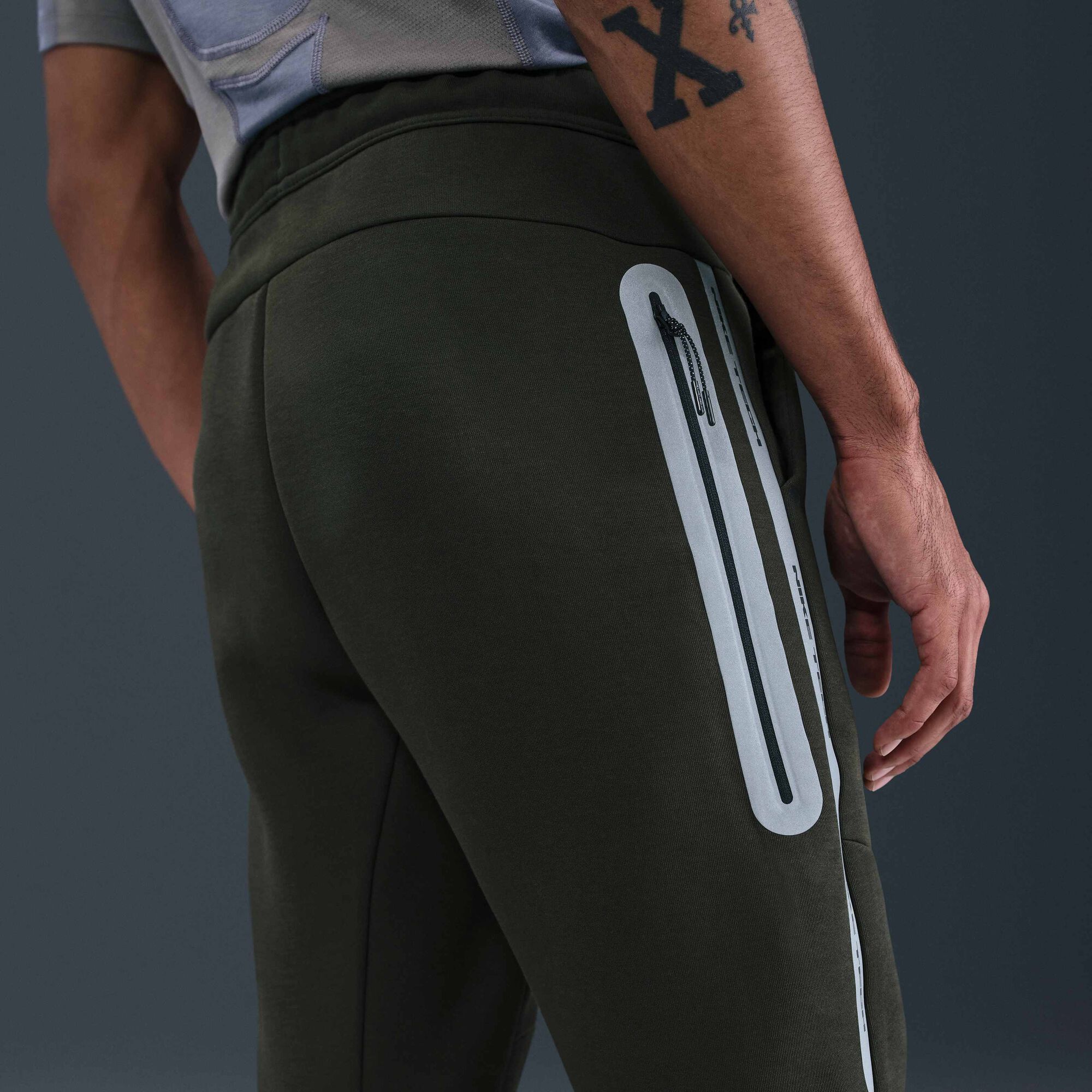 Мъжки джогър Nike Tech Fleece Joggers - Airhouse