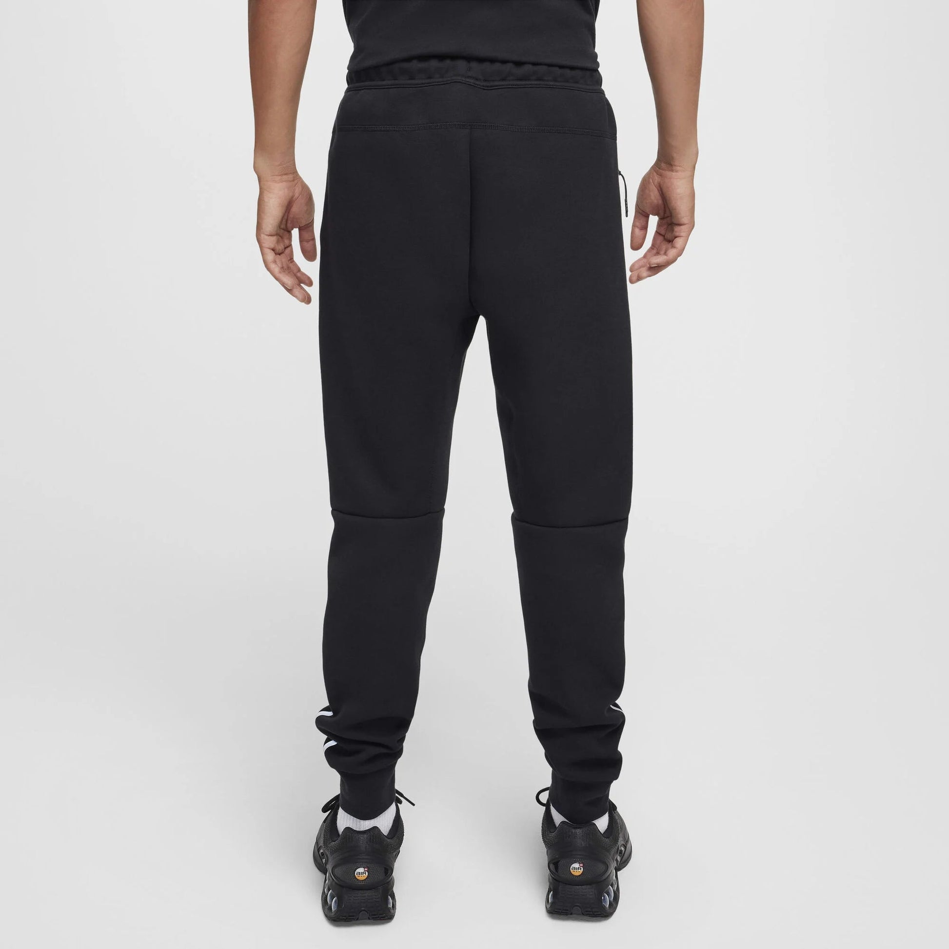 Мъжки джогър Nike Tech Reflective Fleece Joggers - Airhouse