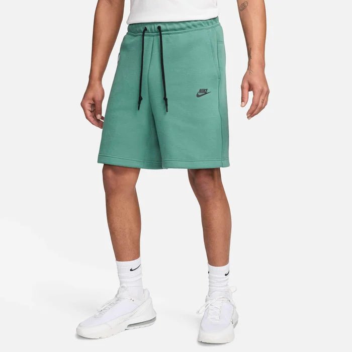 Мъжки къс панталон Nike Sportswear Tech Fleece Shorts - Airhouse