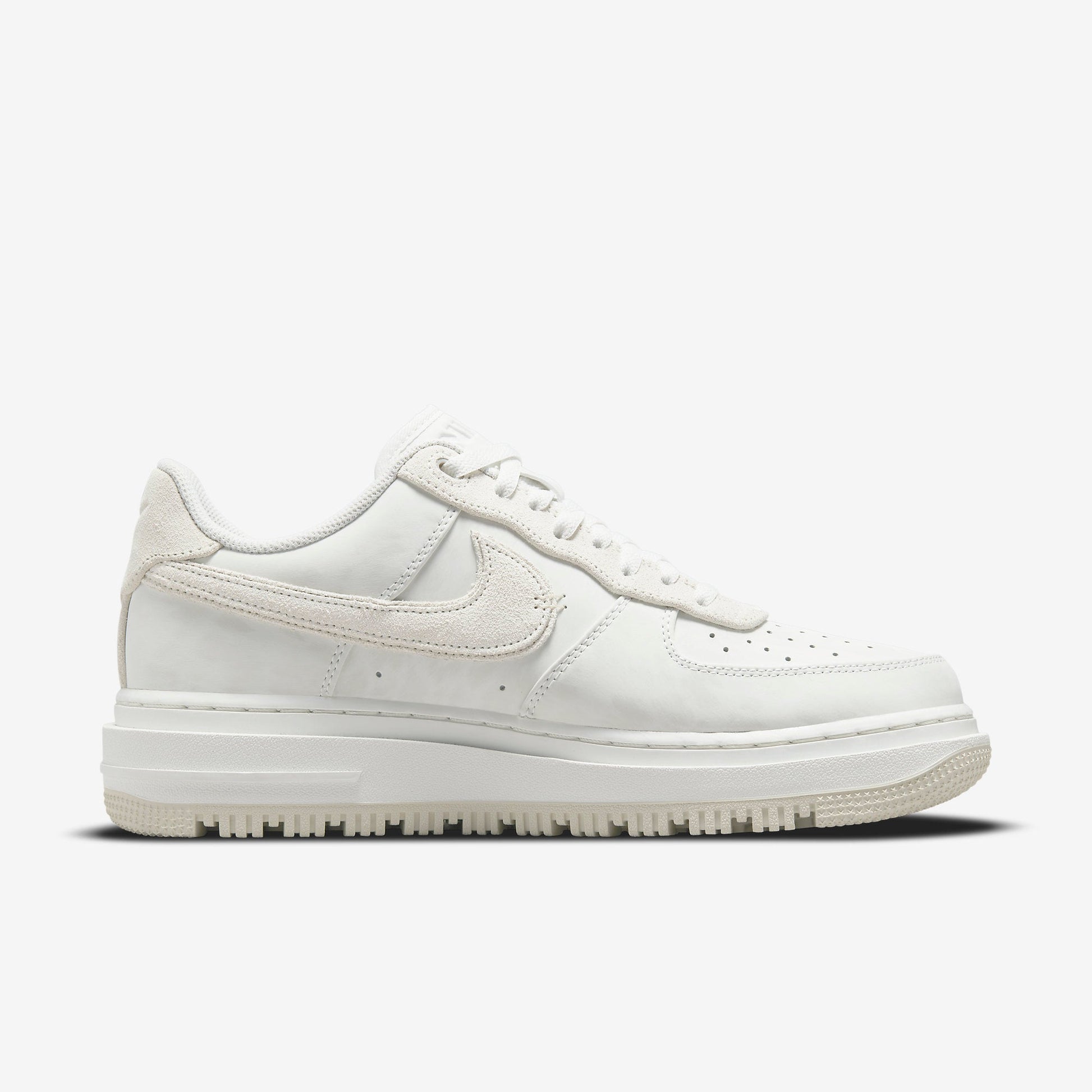 Мъжки маратонки Nike Air Force 1 Luxe - Airhouse