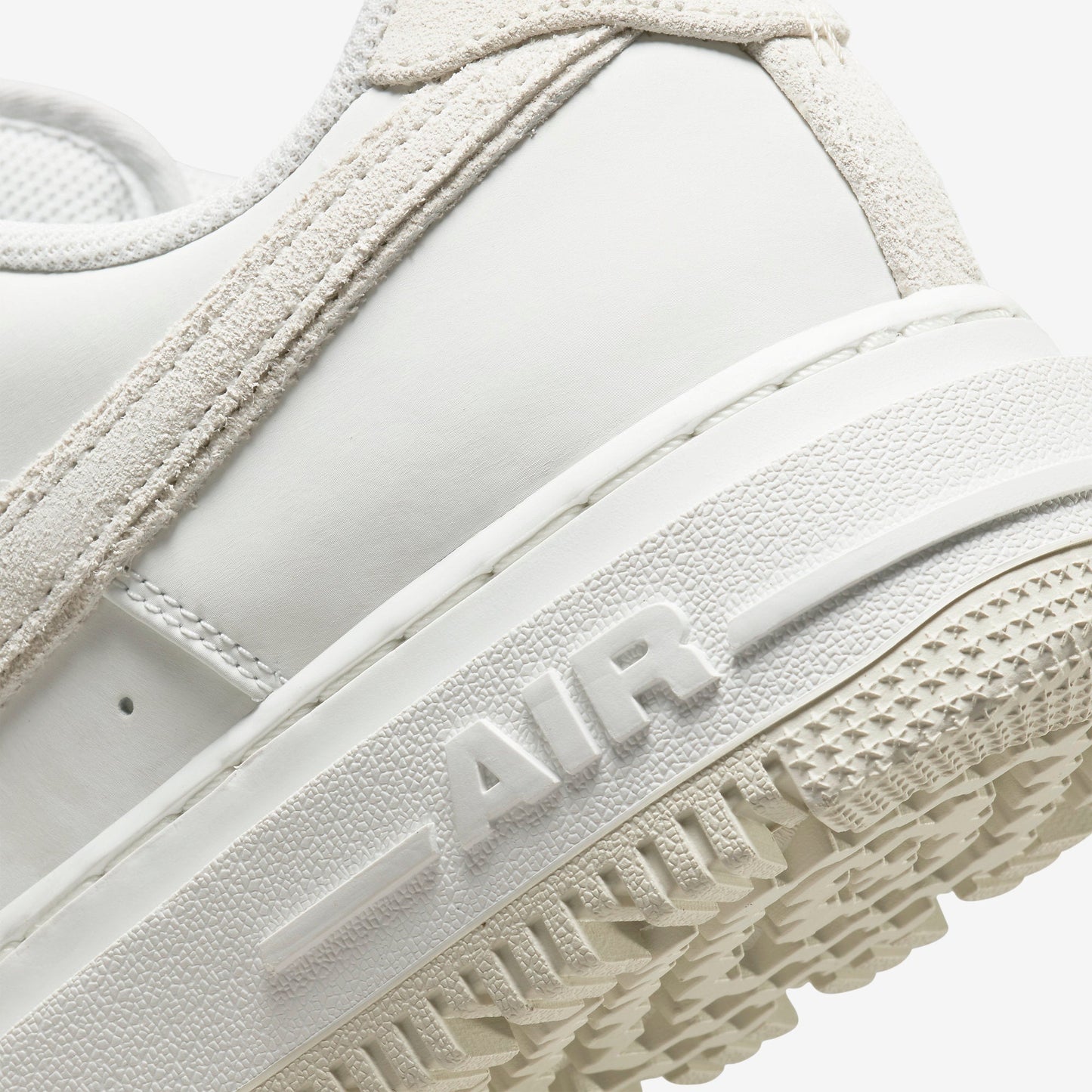 Мъжки маратонки Nike Air Force 1 Luxe - Airhouse