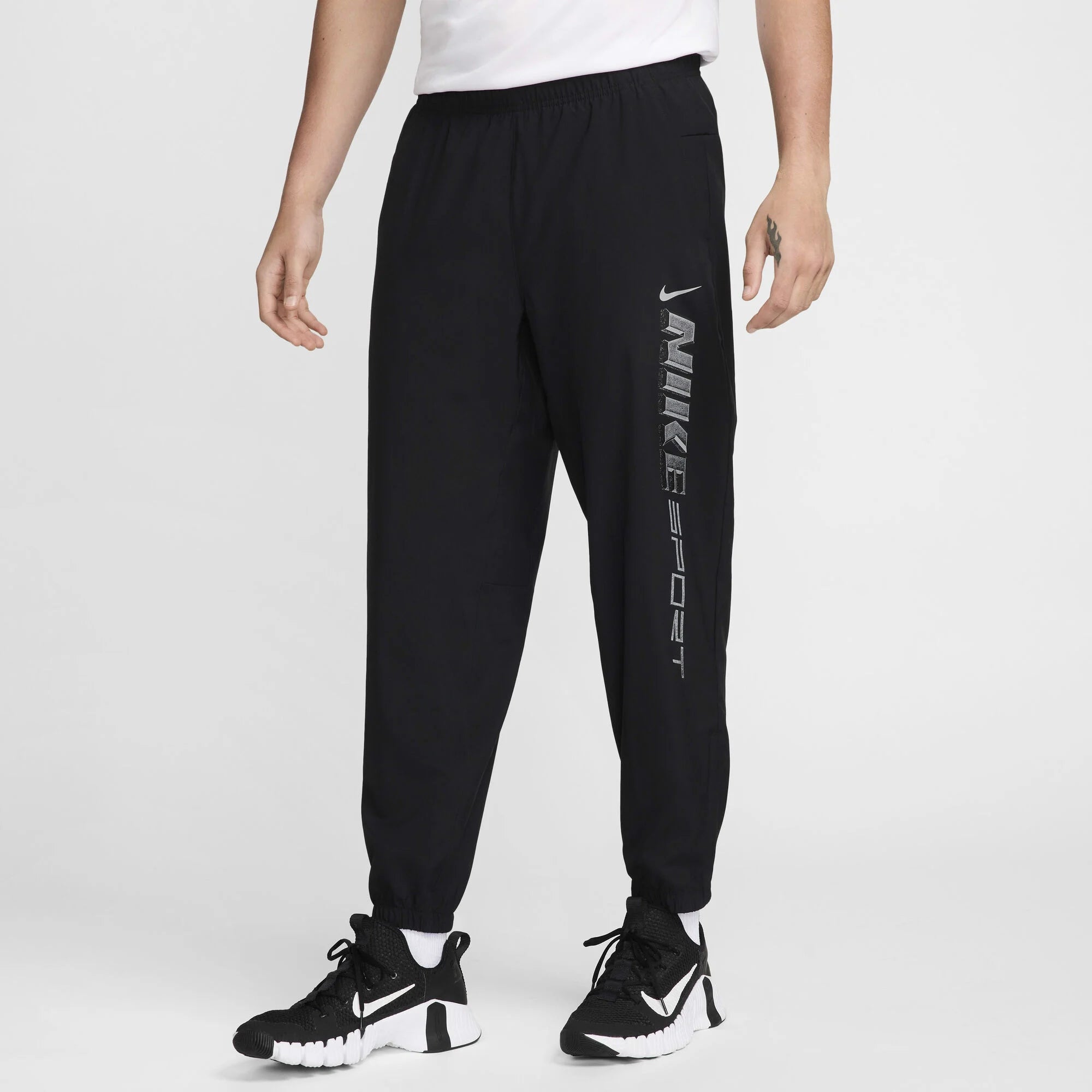 Мъжки панталон Nike Form Trousers - Airhouse
