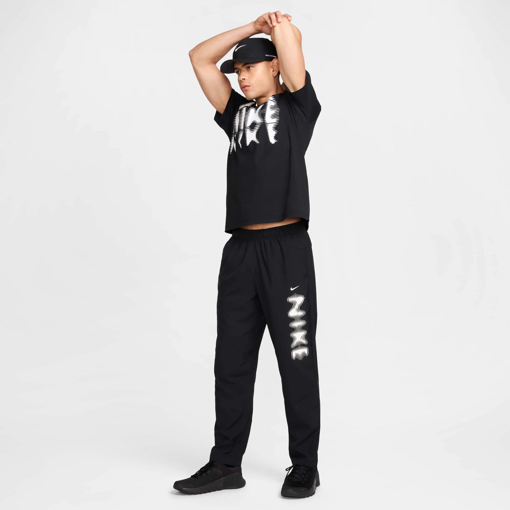 Мъжки панталон Nike Form Trousers - Airhouse