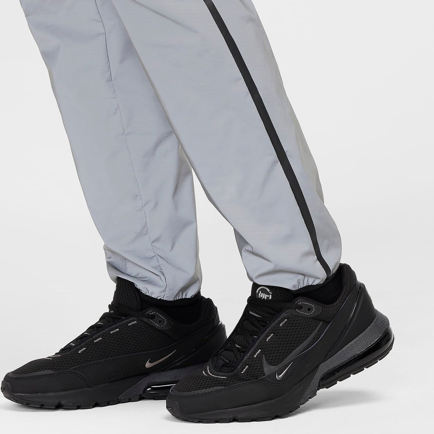 Мъжки панталон Nike Tech Reflective Trousers - Airhouse