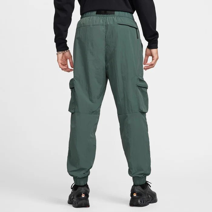 Мъжки панталон Nike Tech Woven Cargo Trousers - Airhouse