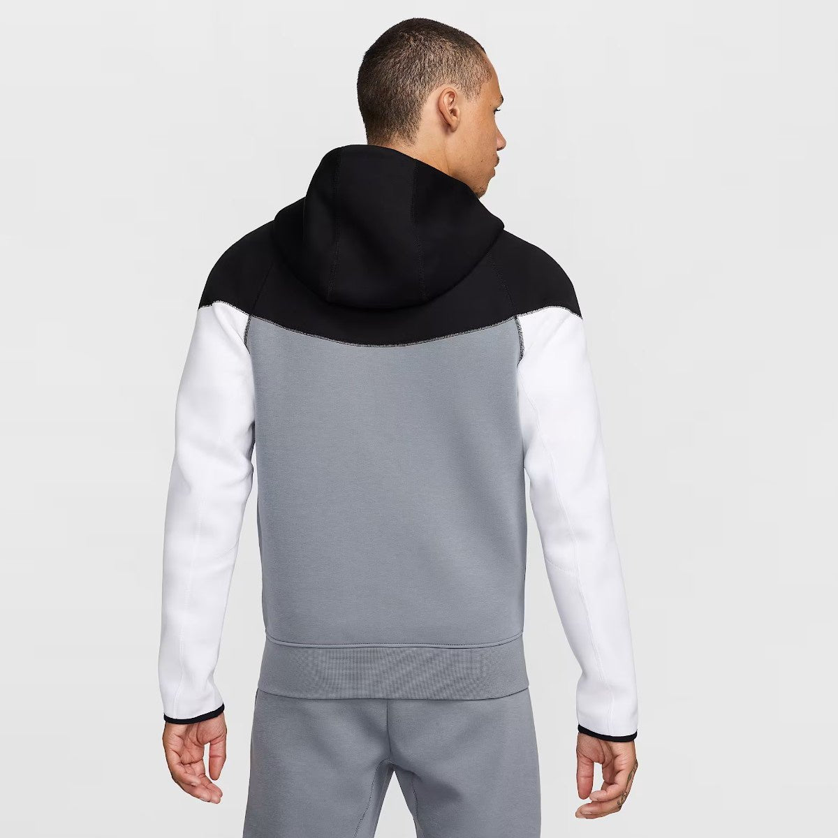 Мъжко худи Nike Tech Fleece Hoodie "Karlos Nasar" - Airhouse