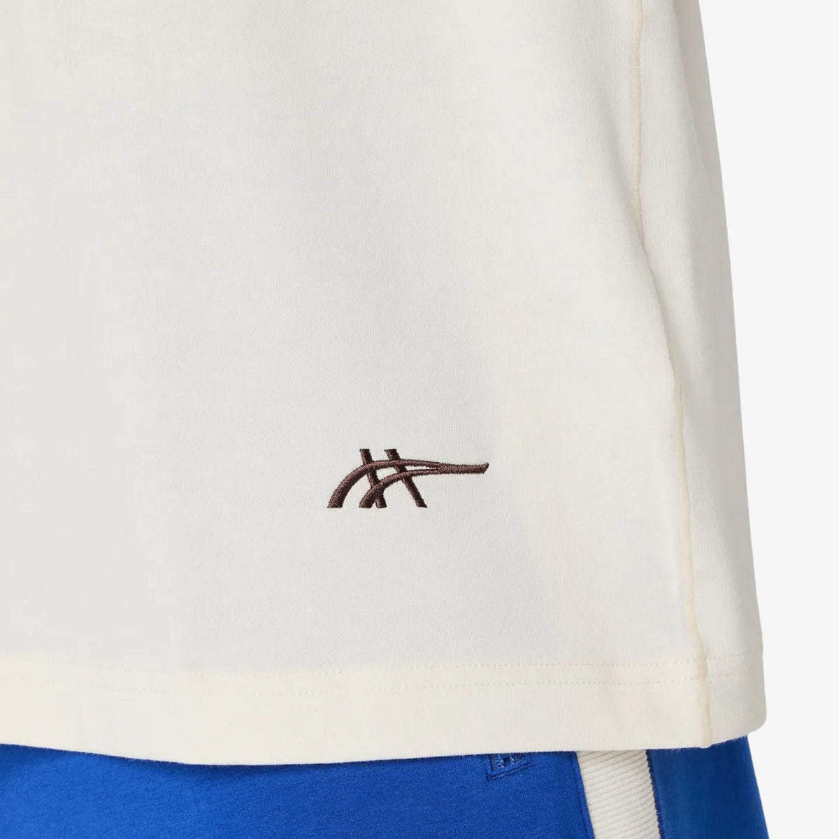 Мъжка тениска Asics Heritage Heavy Cotton Run City Tee - 2033C004-108 детайл лого