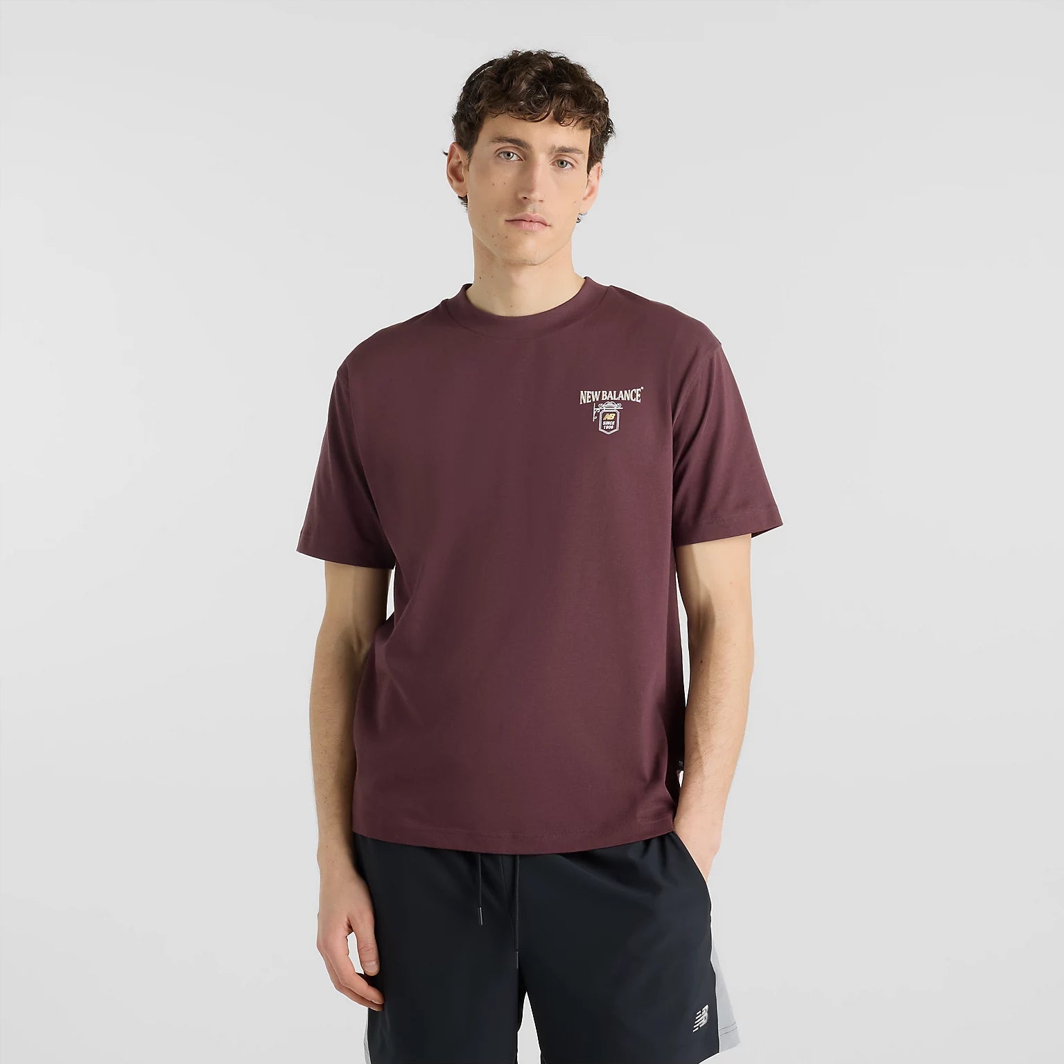 Мъжка тениска New Balance Grab a Bite London T-Shirt - MT62B9LIYRL