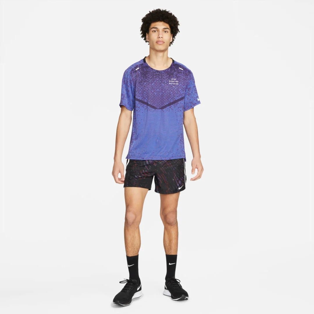 Мъжка тениска Nike Dri-FIT ADV Run Division Techknit Top - DM4765-011 модел отпред
