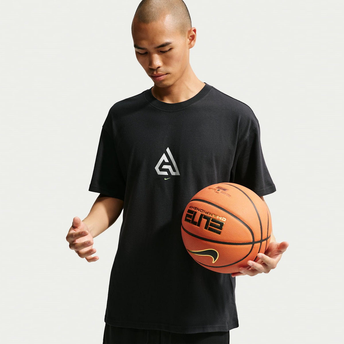 Мъжка тениска Nike Giannis Basketball T-Shirt - IM5070-010