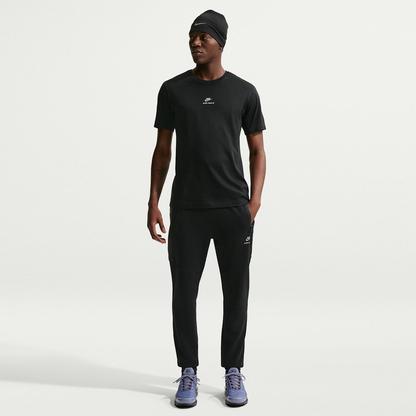 Мъжки джогър Nike Sportswear Air Max Jogger - IO1063-010 модел отпред