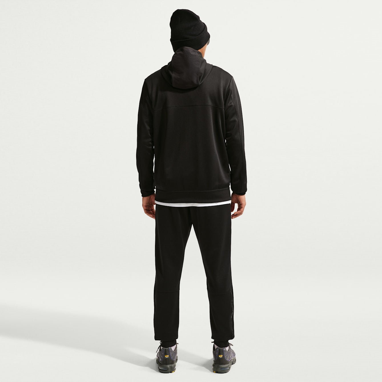 Мъжки джогър Nike Sportswear Air Max Joggers IO1056-010 модел отзад