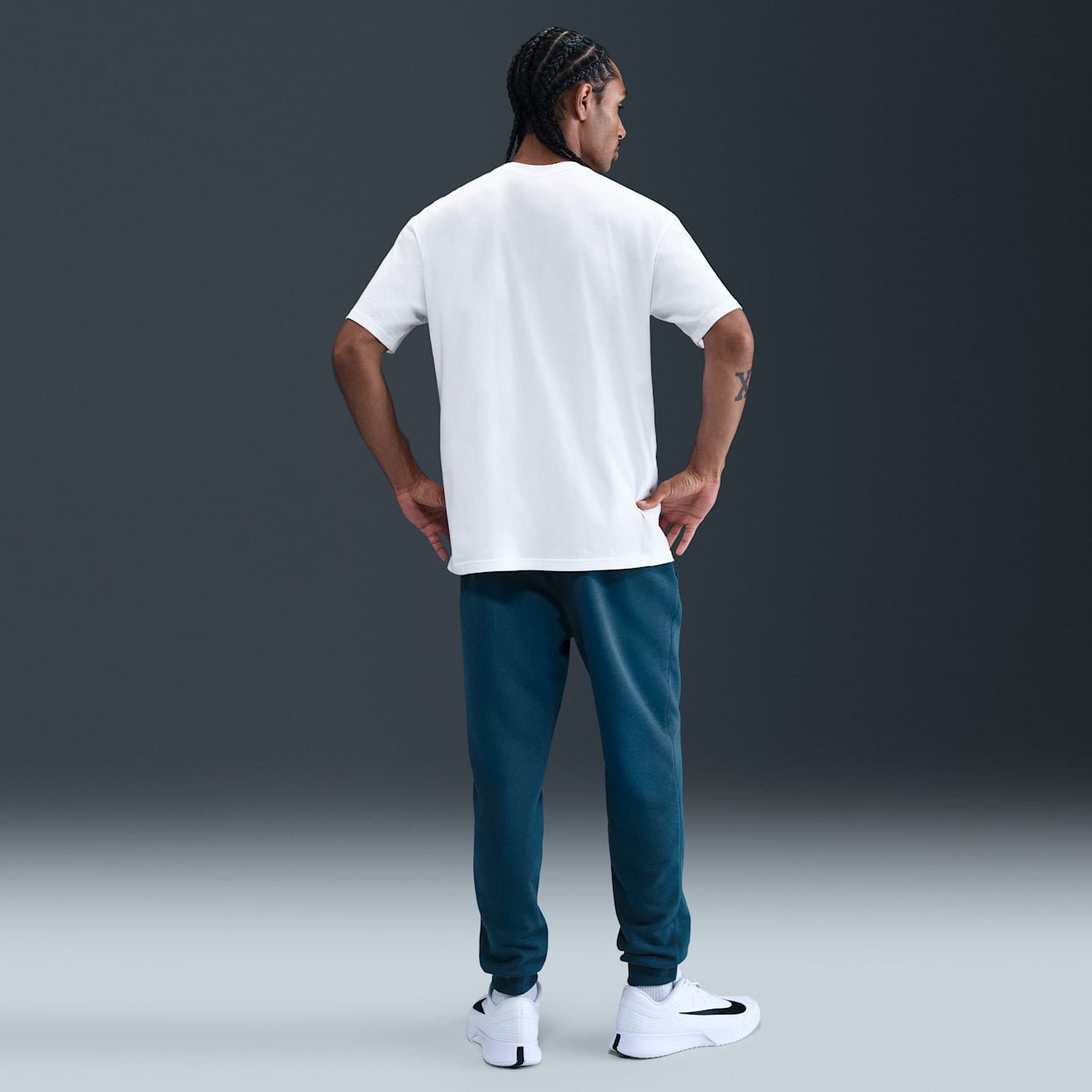 Мъжки джогър Nike Court Heritage Joggers - Airhouse