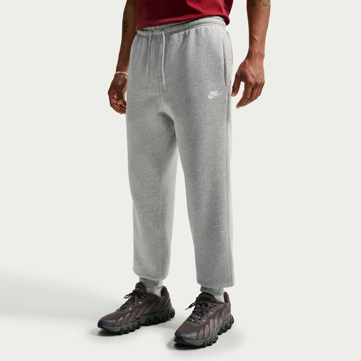 Мъжки джогър Nike Sportswear Club Joggers - FN3787-063