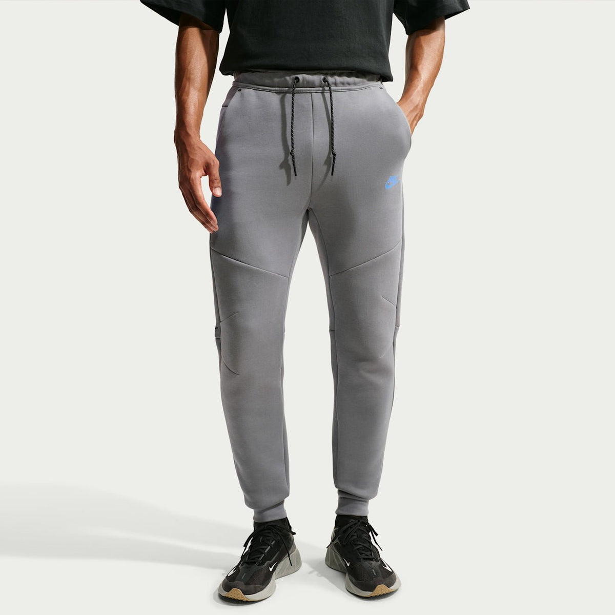 Мъжки джогър Nike Tech Fleece Joggers - HV0959-085