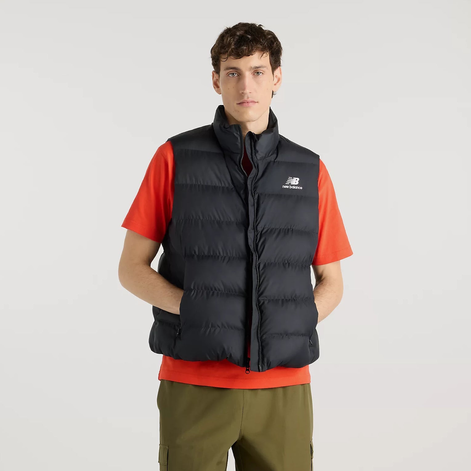 Мъжки елек New Balance Boston Puffer Vest - MJ62K00EBK
