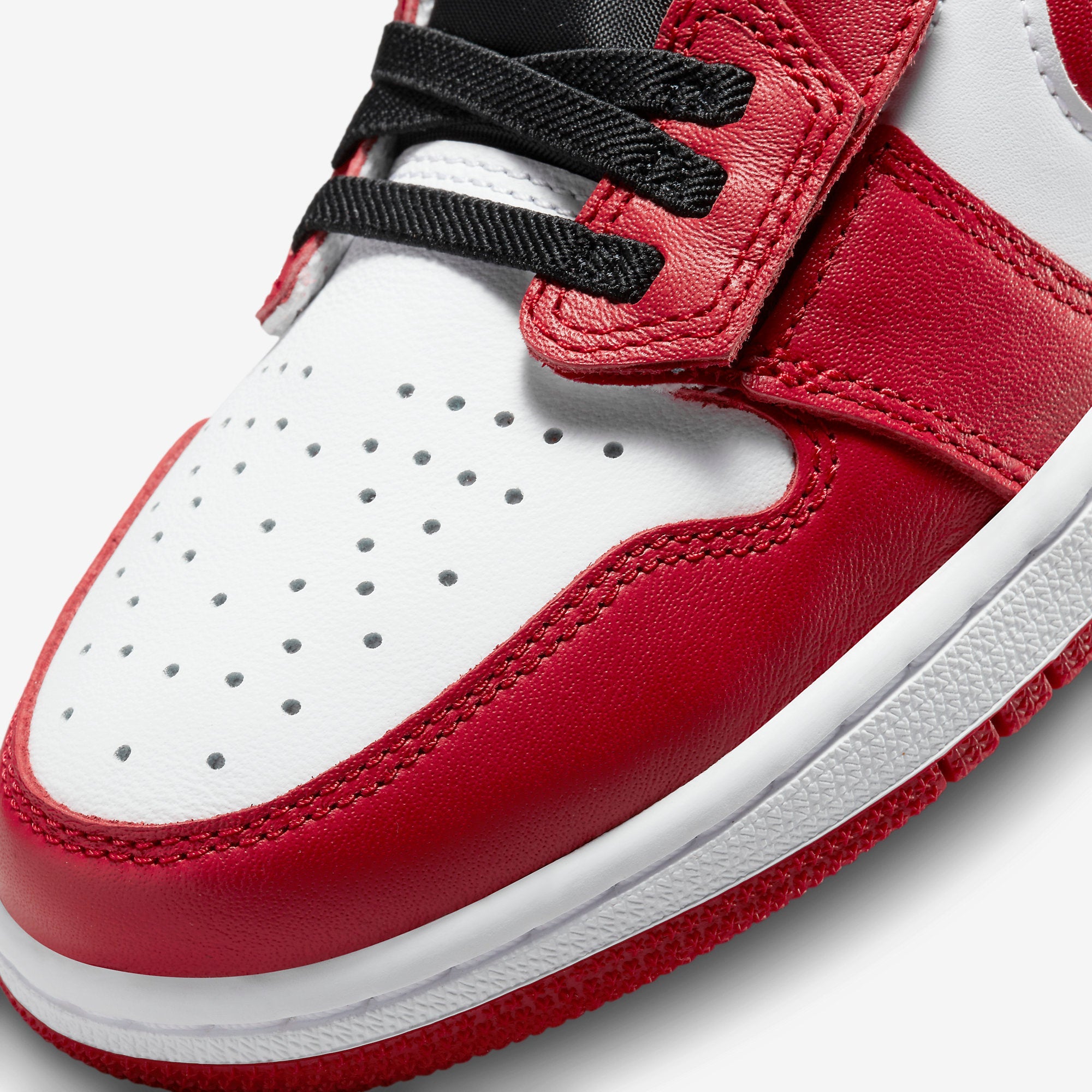 Мъжки кецове Air Jordan 1 Low FlyEase - DM1206-163 детайл отпред