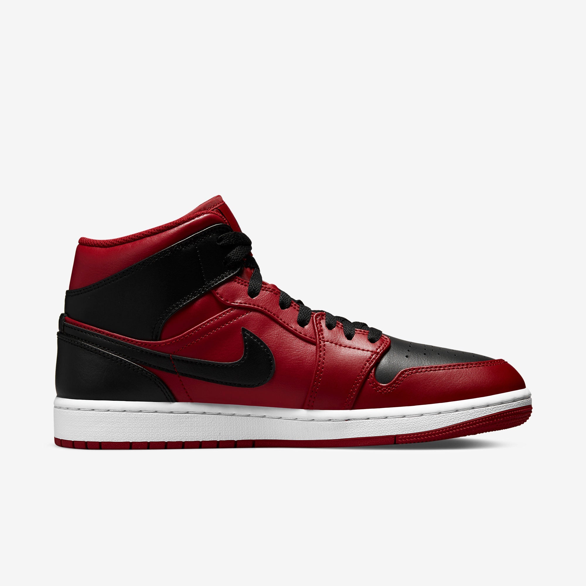 Мъжки кецове Air Jordan 1 Mid “Reverse Bred” - Airhouse