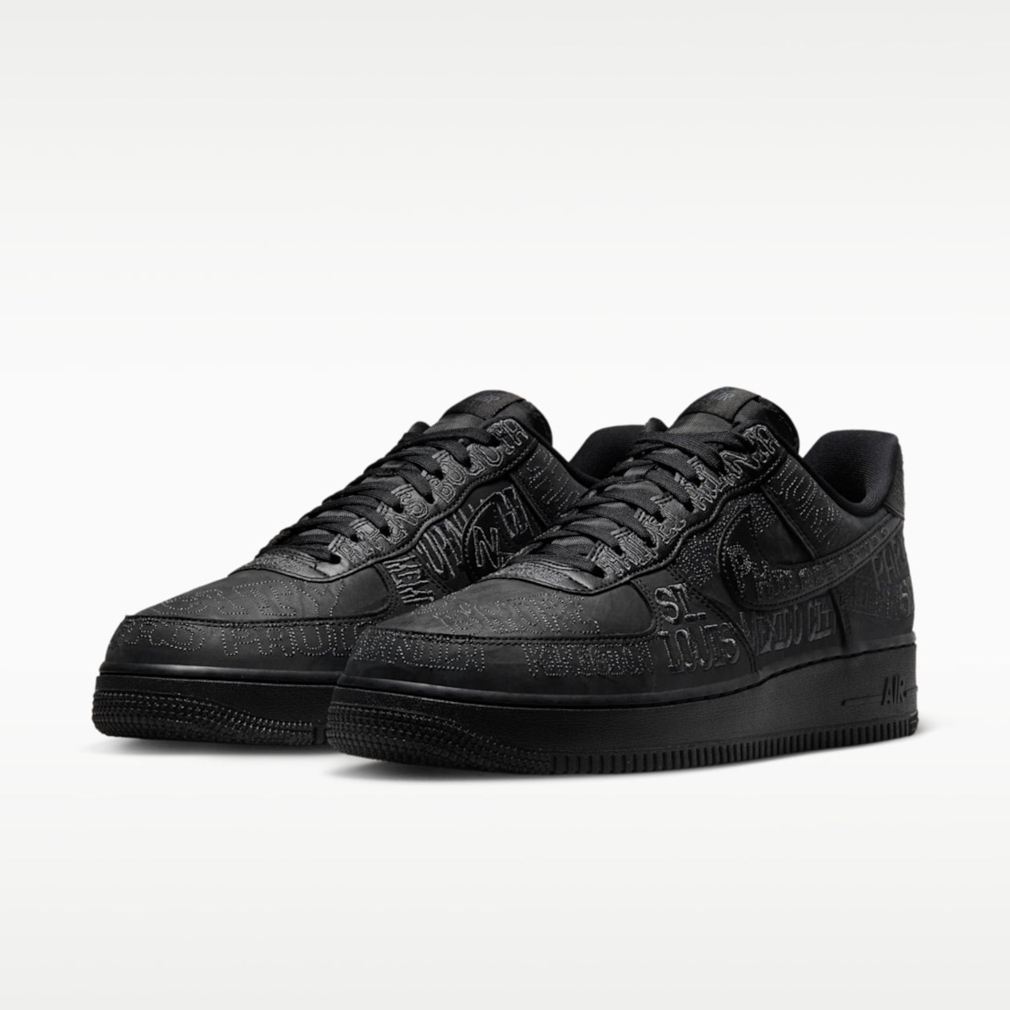 Мъжки кецове Nike Air Force 1 '07 LV8 "On Tour" - II1549-001 отпред