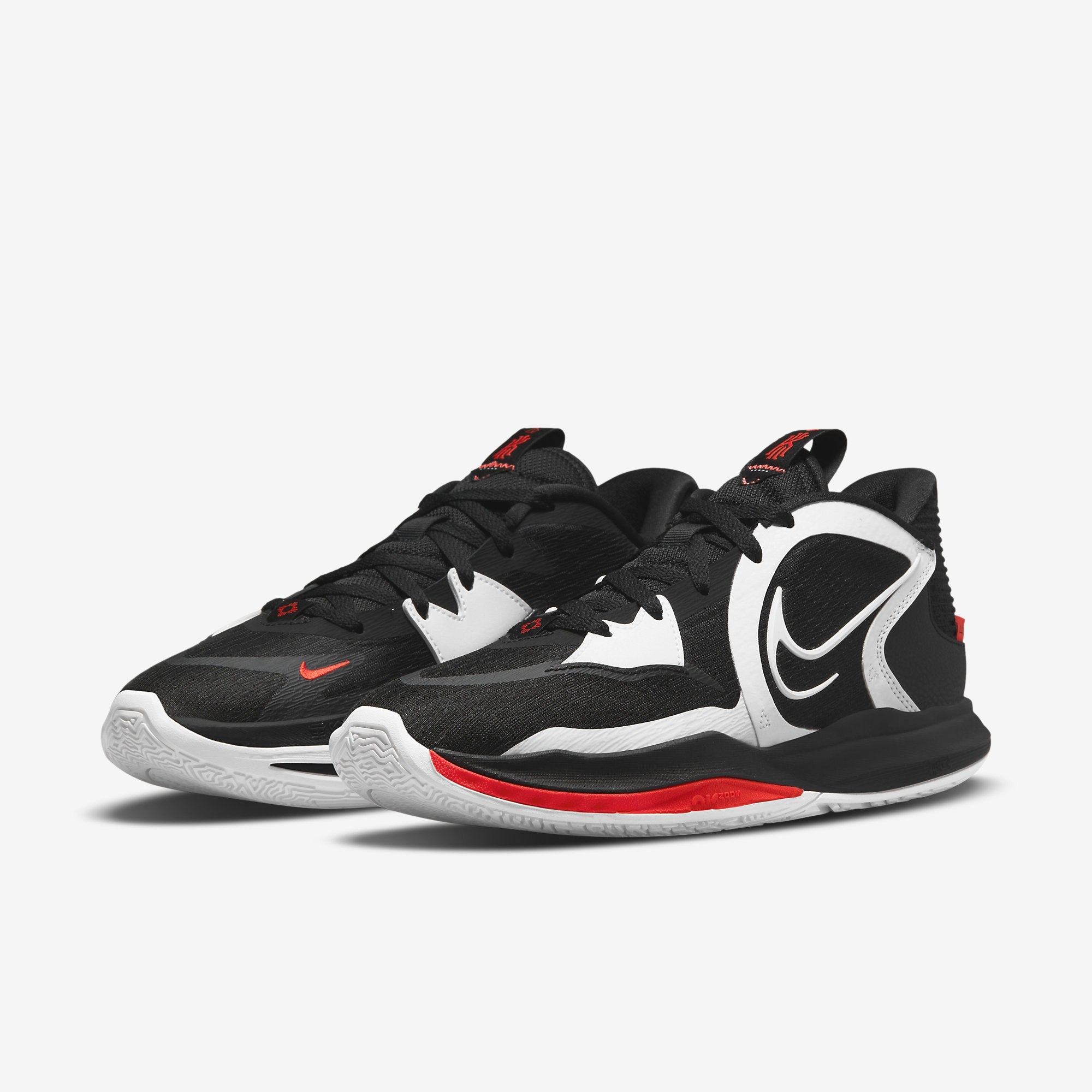 Мъжки кецове Nike Kyrie Low 5 - DJ6012-001 отпред