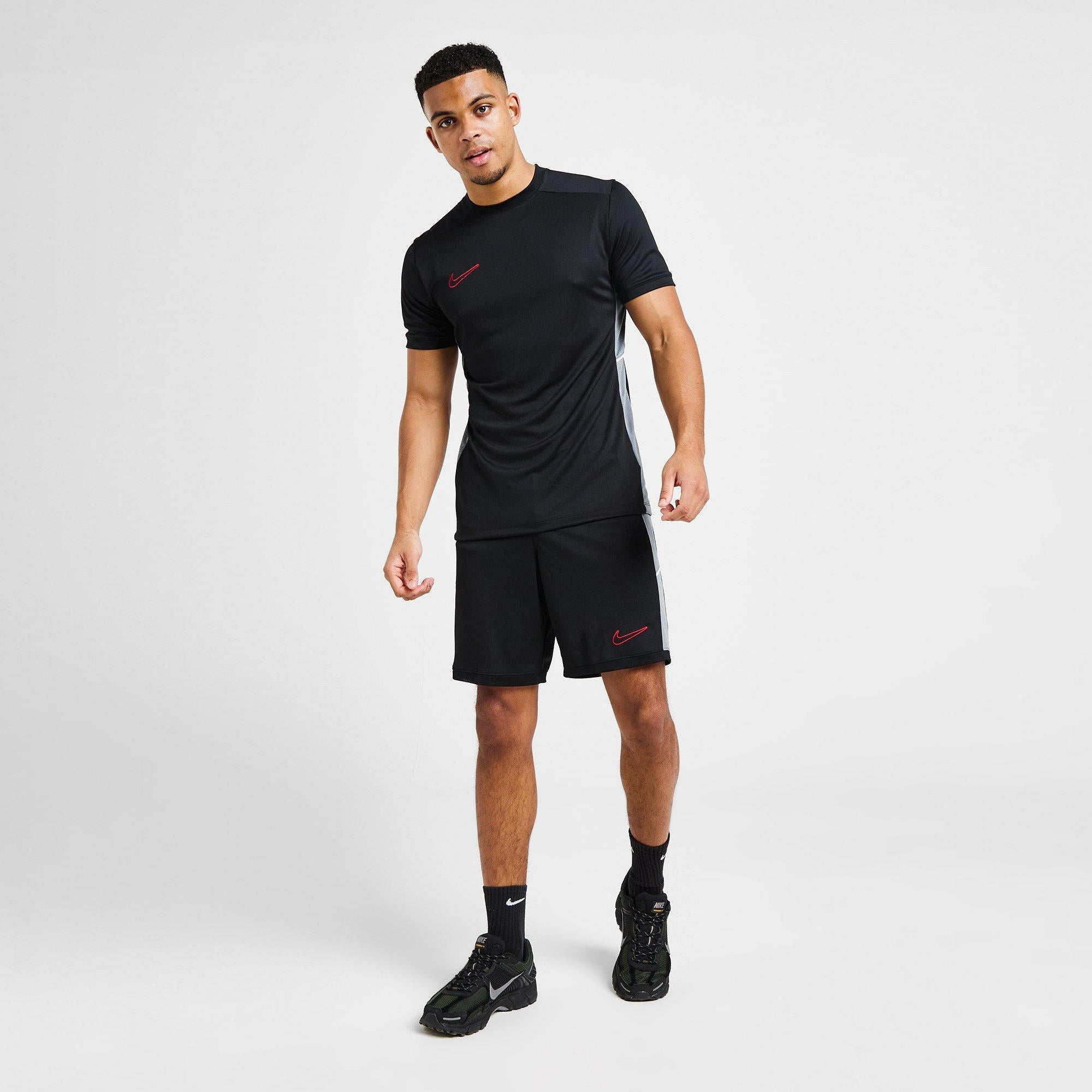 Мъжки къс панталон Nike Academy 25 Dri-FIT Football Shorts - HJ3796-011 модел опред
