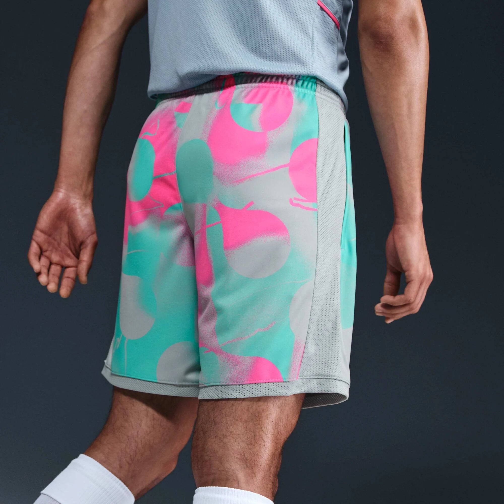 Мъжки къс панталон Nike Academy+ Dri-FIT Football Shorts - HJ4241-646 детайл отзад