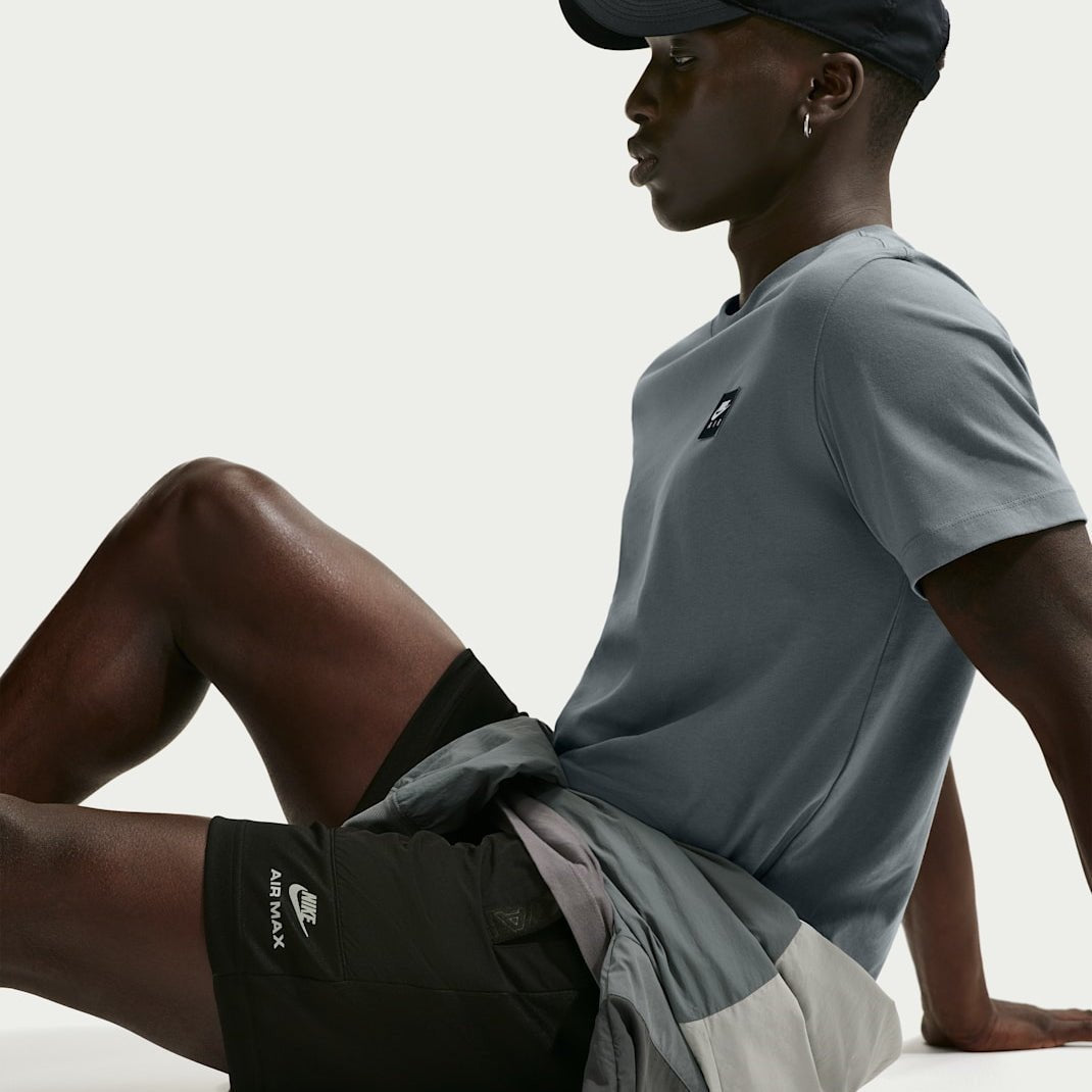 Мъжки къс панталон Nike Sportswear Air Max Shorts IO1057-010 модел
