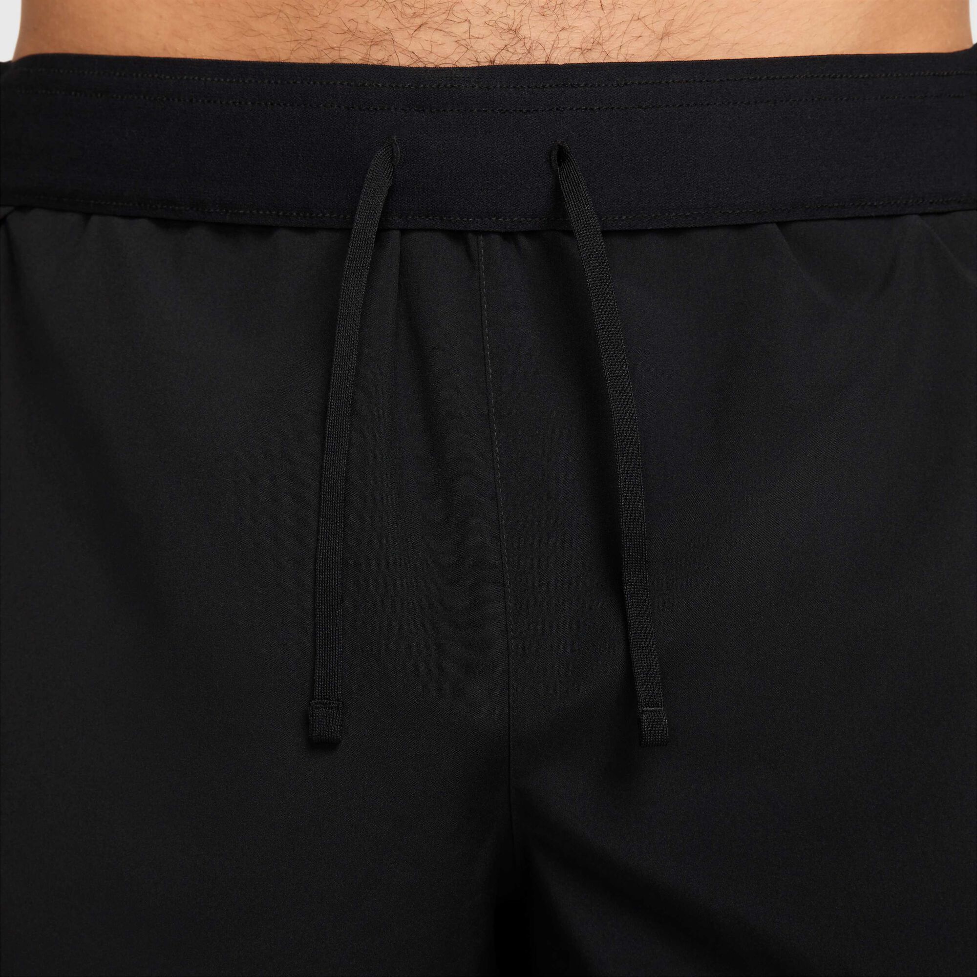 Мъжки къс панталон Nike Challenger Run Energy Dri-FIT Unlined Running Shorts - HJ3566-010 детайл ластик