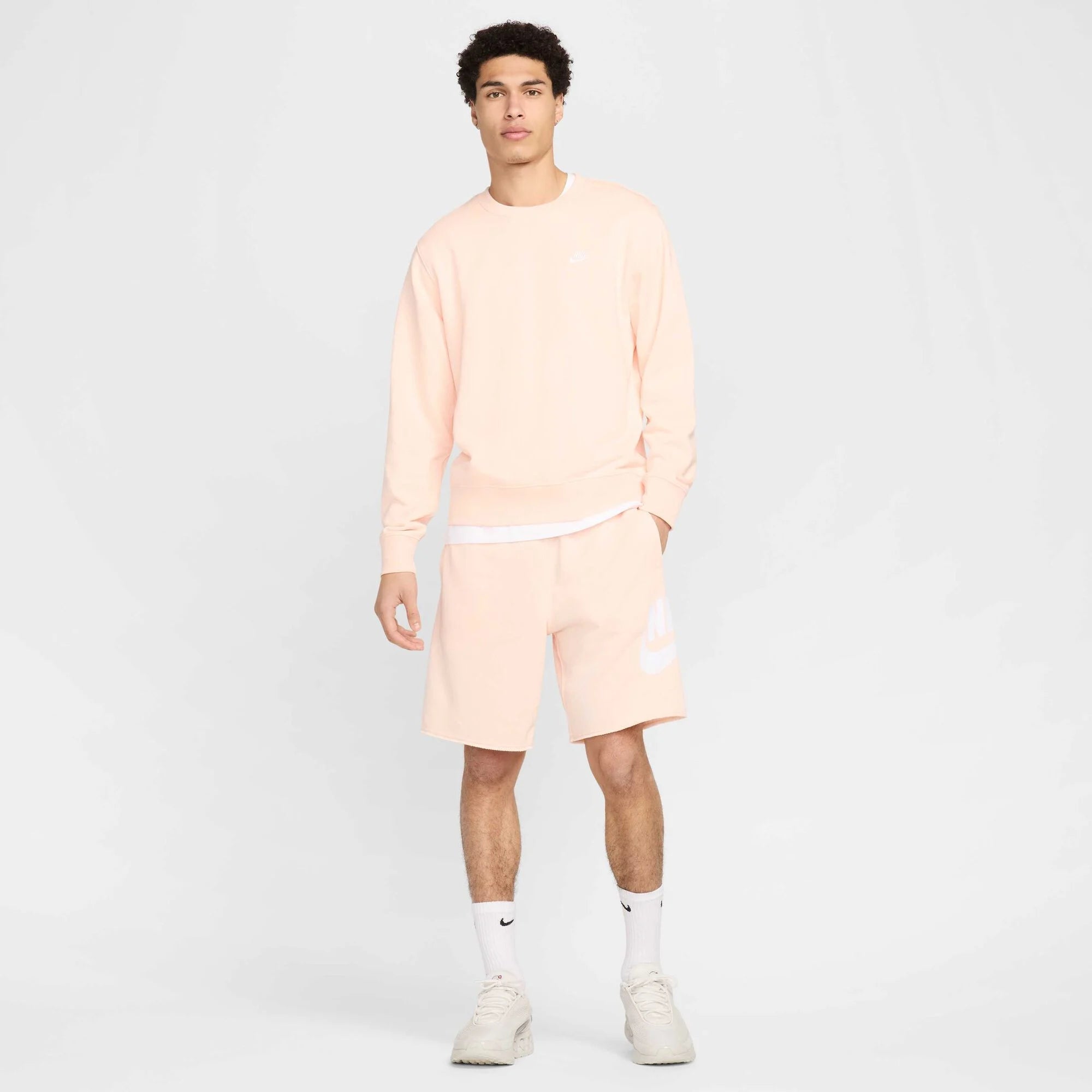 Мъжки къс панталон Nike Club Men's French Terry Alumni Shorts - FQ4950-664 модел отпред