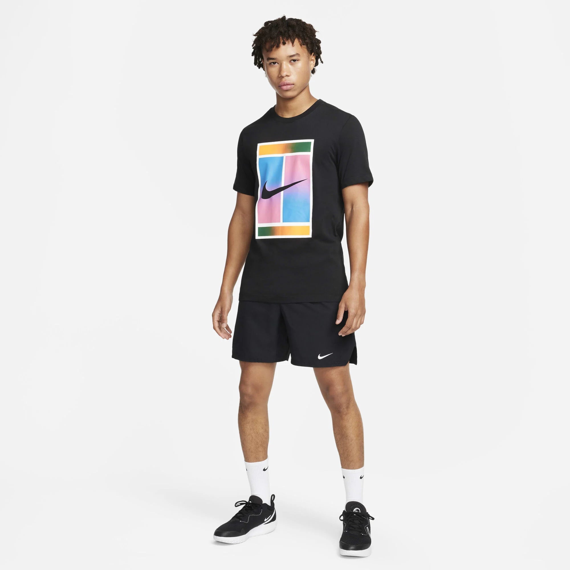 Мъжки къс панталон Nike Court Victory Dri-FIT Tennis Shorts - FD5380-010 модел отпред
