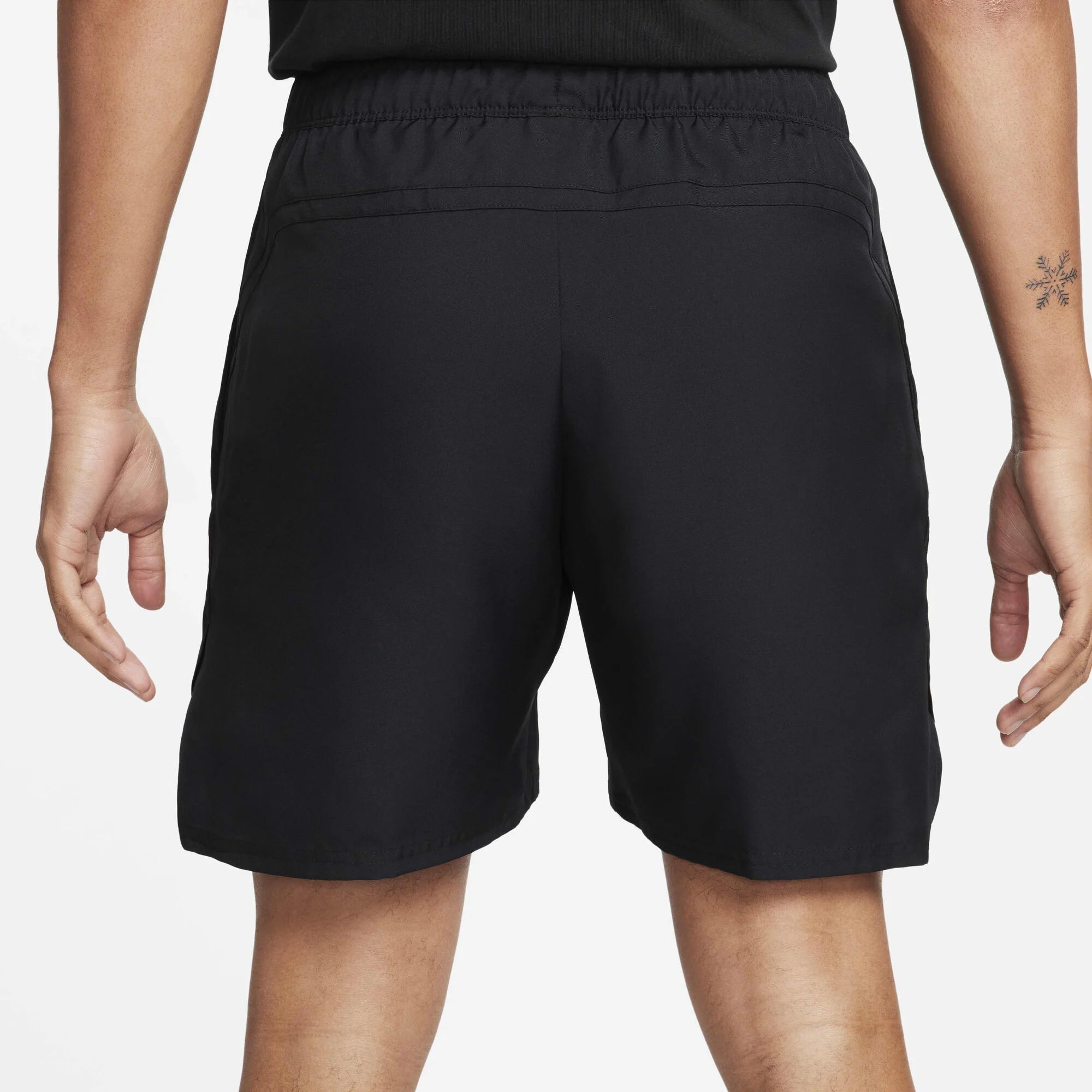 Мъжки къс панталон Nike Court Victory Dri-FIT Tennis Shorts - FD5380-010 отзад