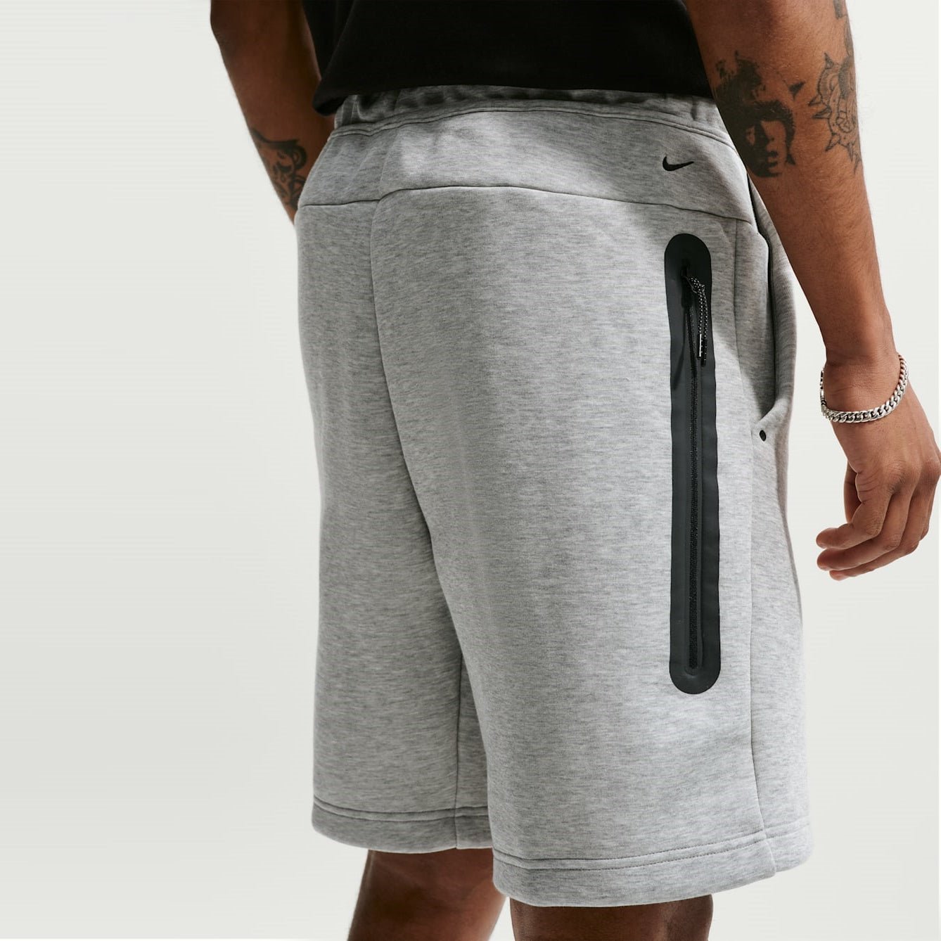 Мъжки къс панталон Nike Tech Fleece Shorts - IM0693-010 страничен джоб