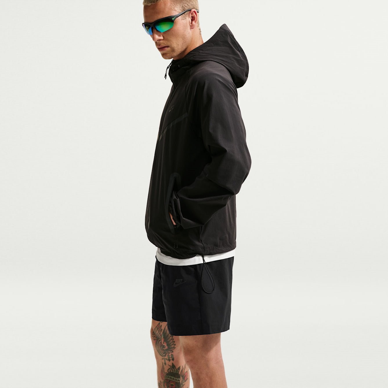 Мъжки къс панталон Nike Tech Woven Shorts - HQ0470-010 модел
